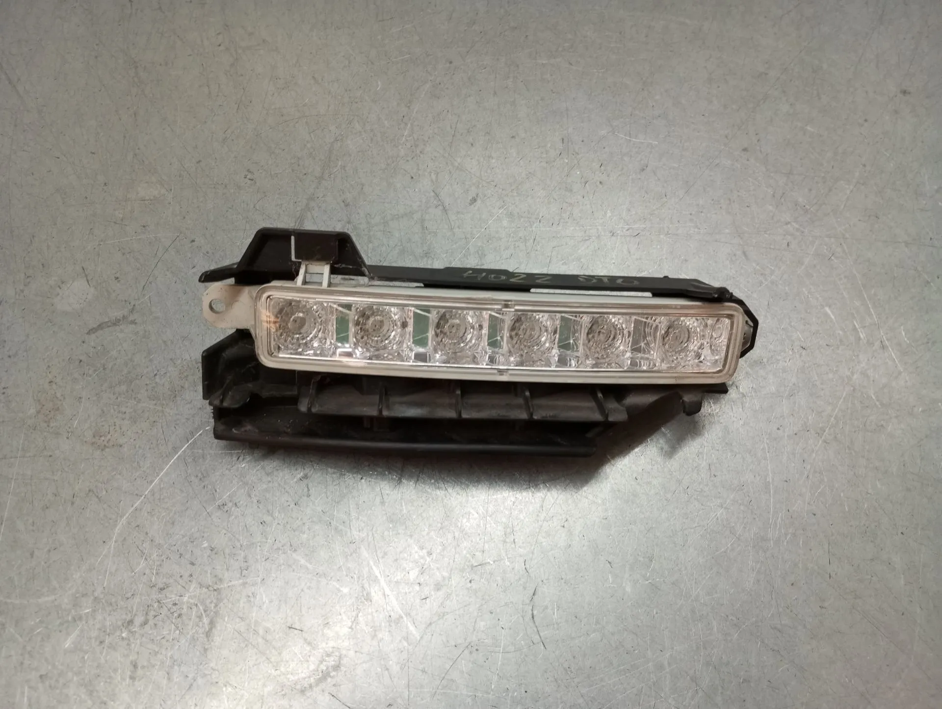 Lumière diurne Droite TOYOTA Aygo (_B4_)