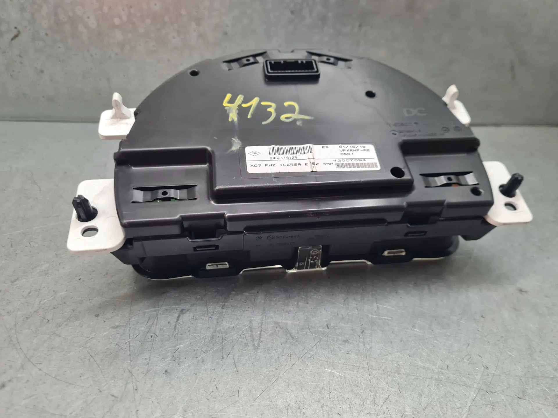 Quadrante / painel de instrumentos RENAULT Twingo III (BCM_) Imagem-5