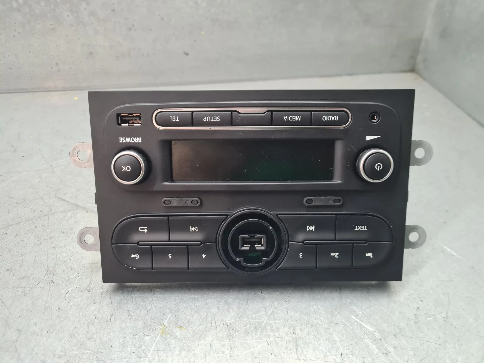 Autoradio RENAULT Twingo III (BCM_)
