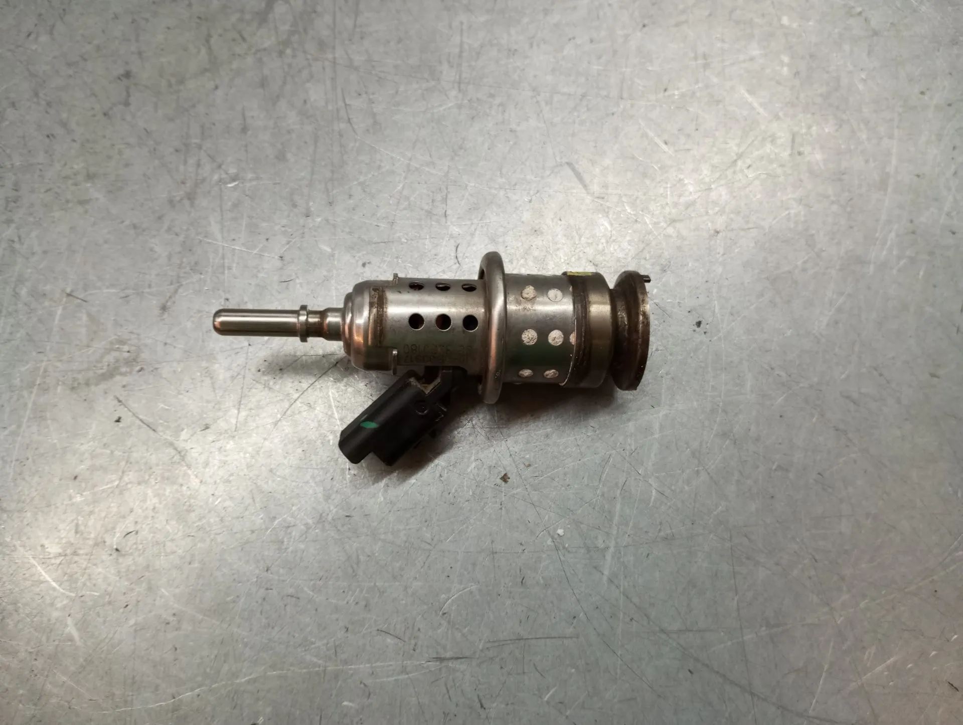 Injetor de adblue PEUGEOT 3008 II (M_) Imagem-1