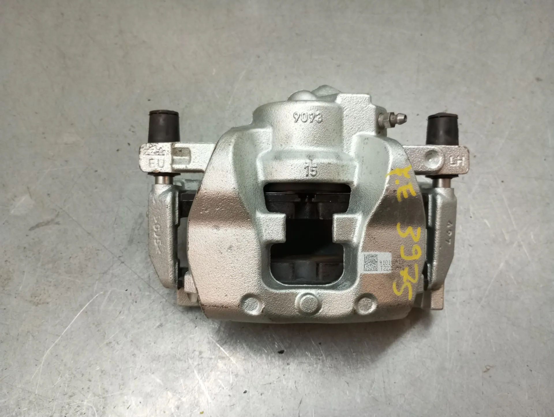 Pinça travão / maxila de travão frente esquerda RENAULT Captur II