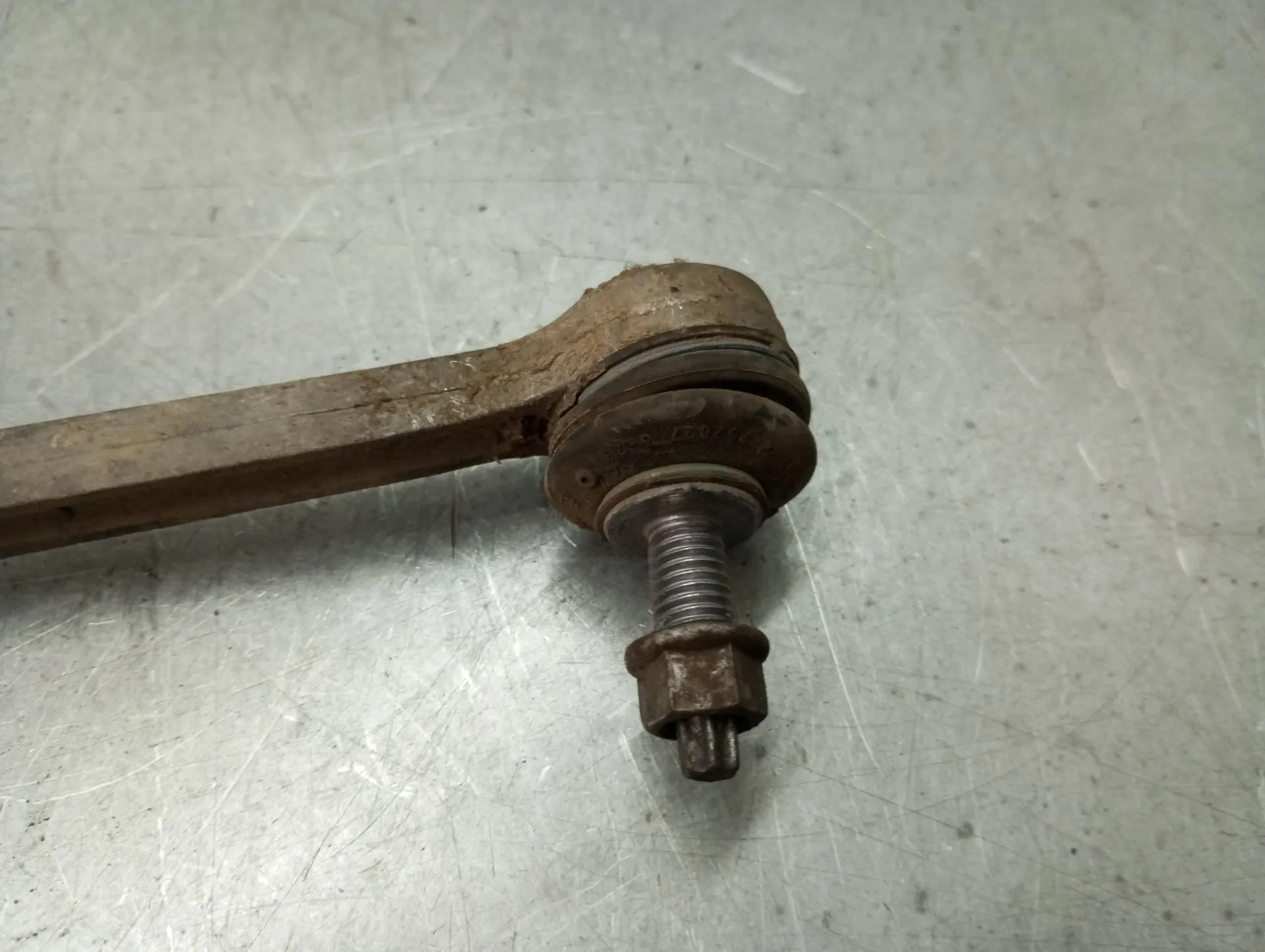 Tie rods / stabilizer links PEUGEOT 308 II Imagem-1