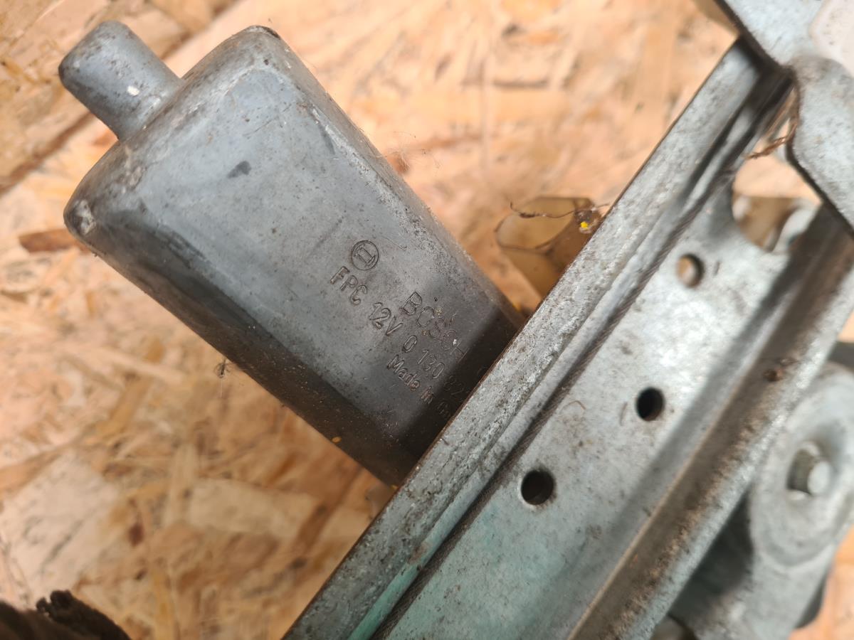 Elevalunas delantero izquierdo MERCEDES-BENZ Classe A (W168) Imagem-5