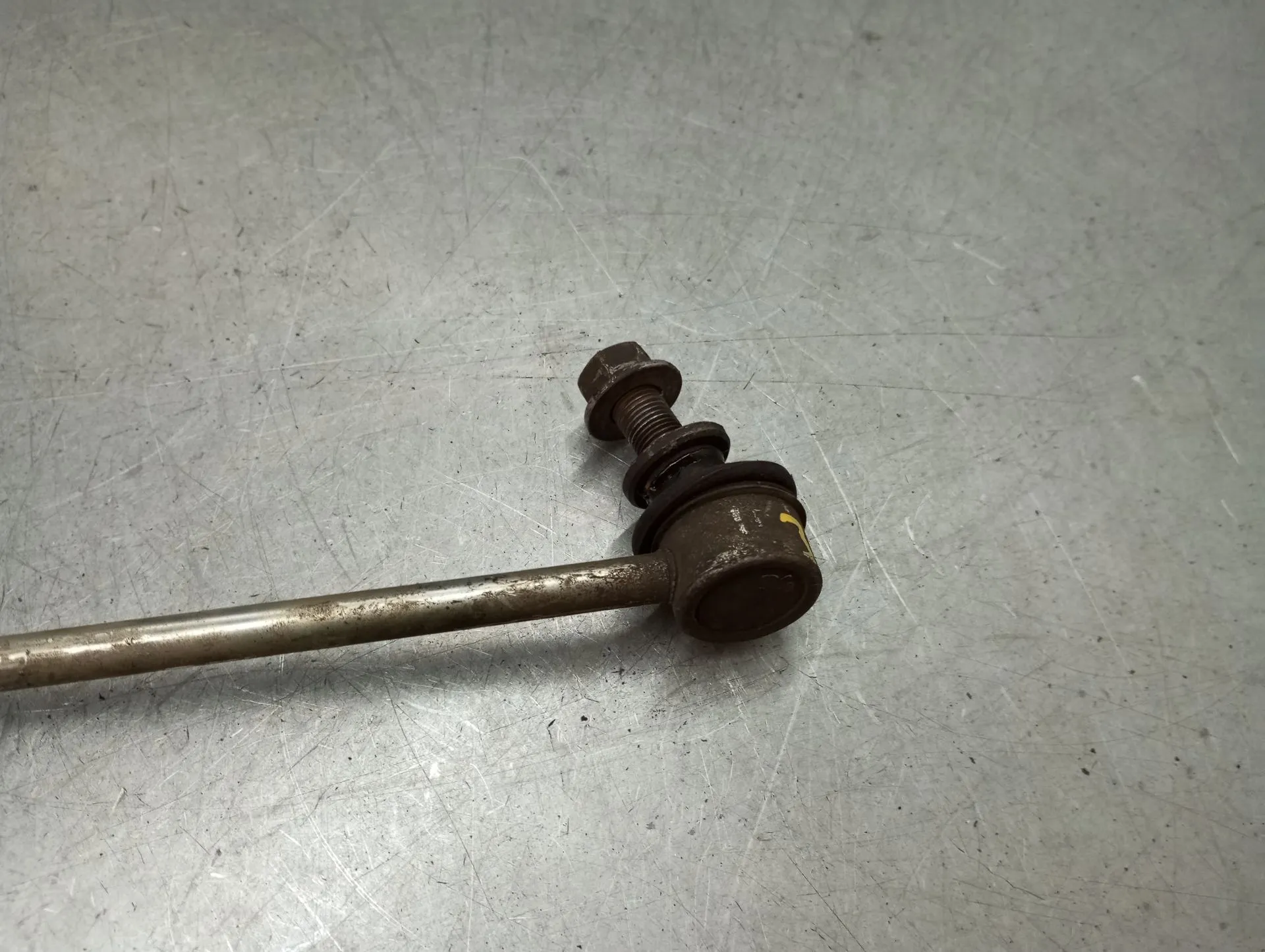 Tie rods / stabilizer links TOYOTA Corolla Touring Sports (_E21_) Imagem-2