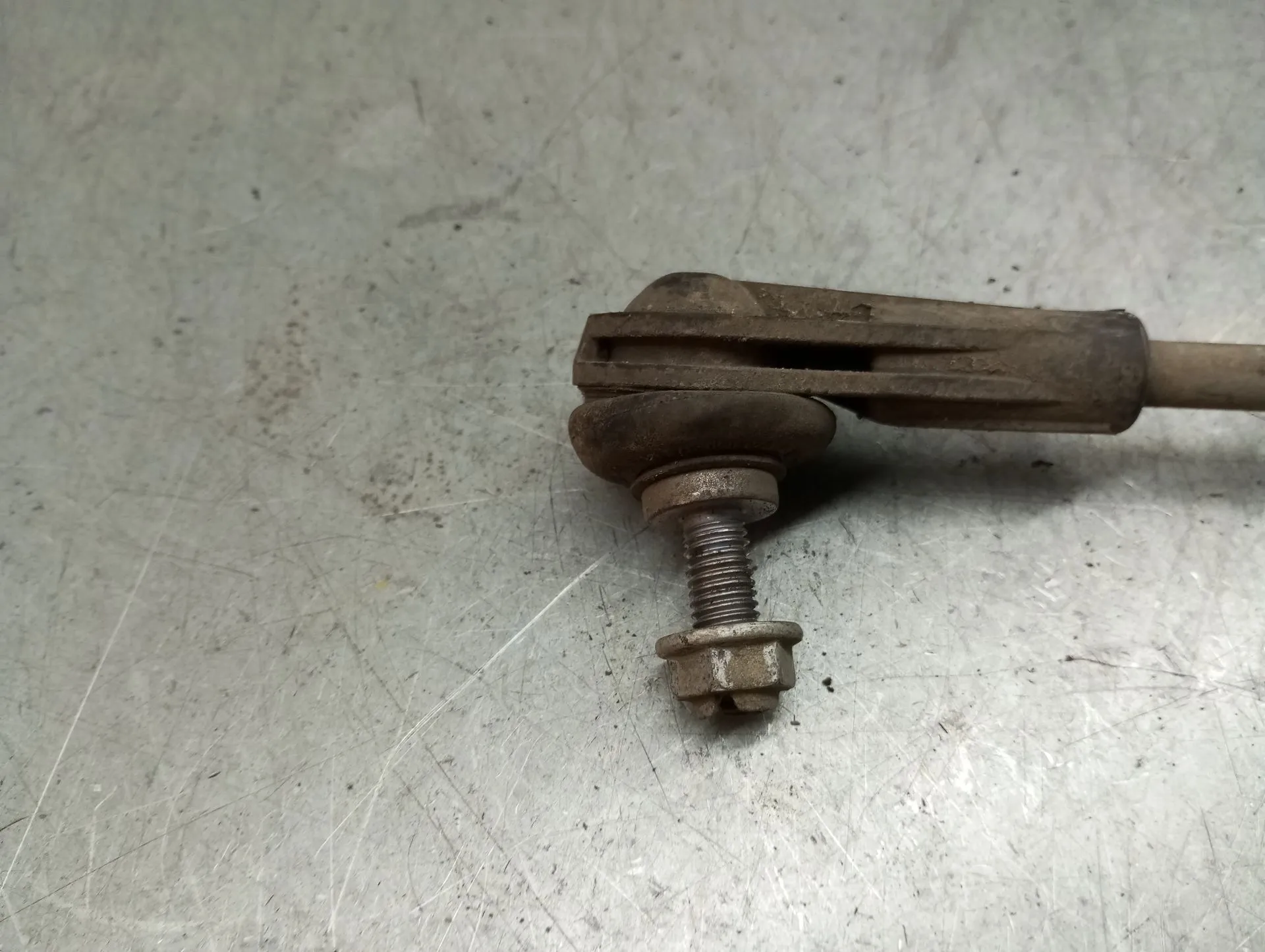 Tie rods / stabilizer links BMW 1 (F20) Imagem-4