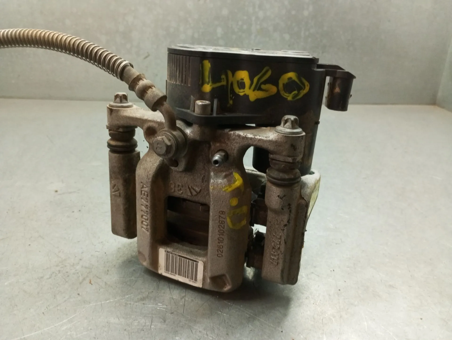 Étrier de frein arrière Droite PEUGEOT 2008 II (U_) Imagem-1