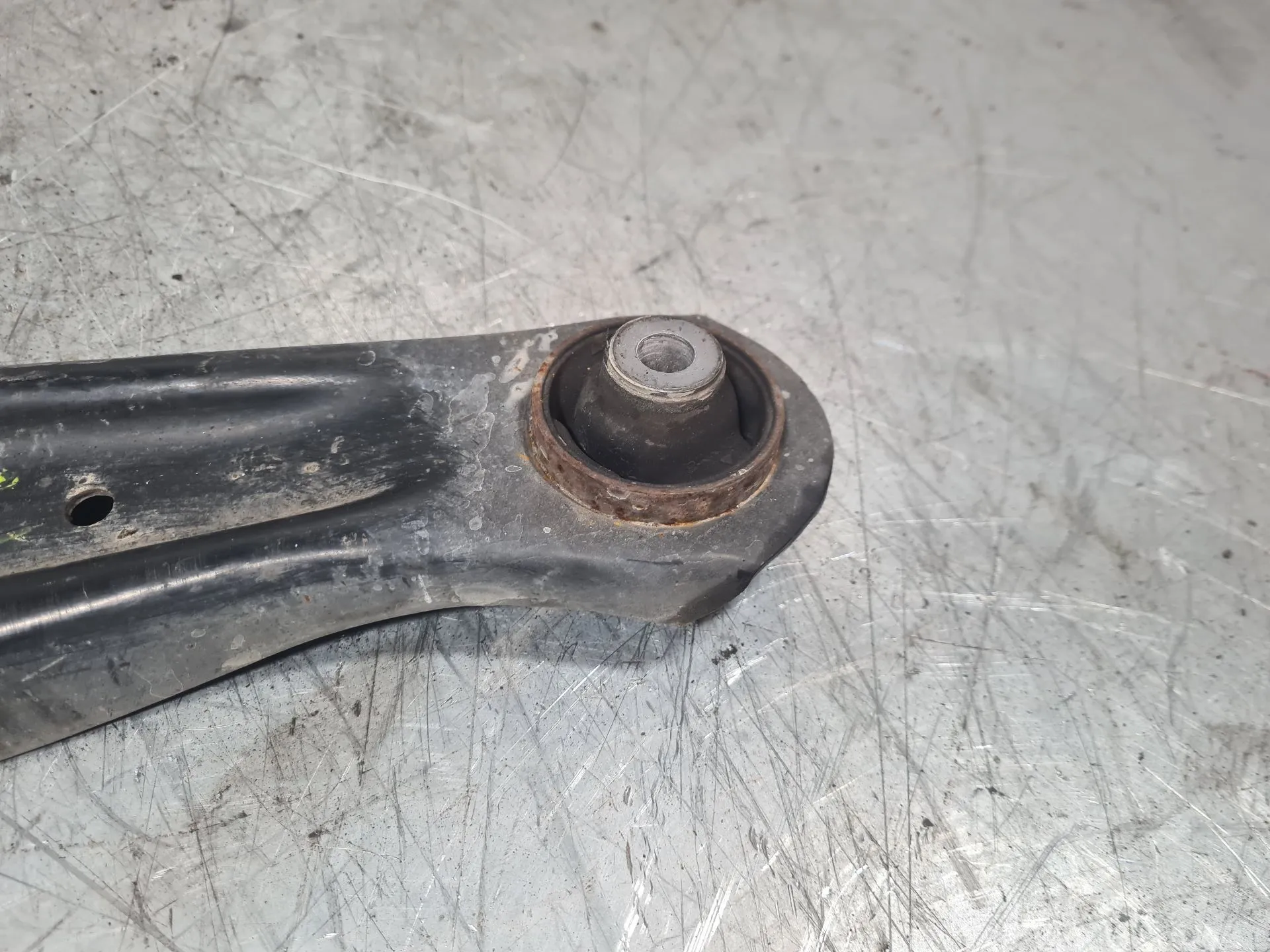 Braccio di sospensione anteriore sinistro MITSUBISHI Space Star Hatchback (A0_A) Imagem-2