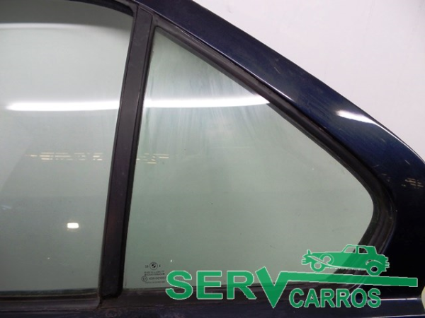 Vidro triangular da porta trás esquerdo BMW 3 (E36)