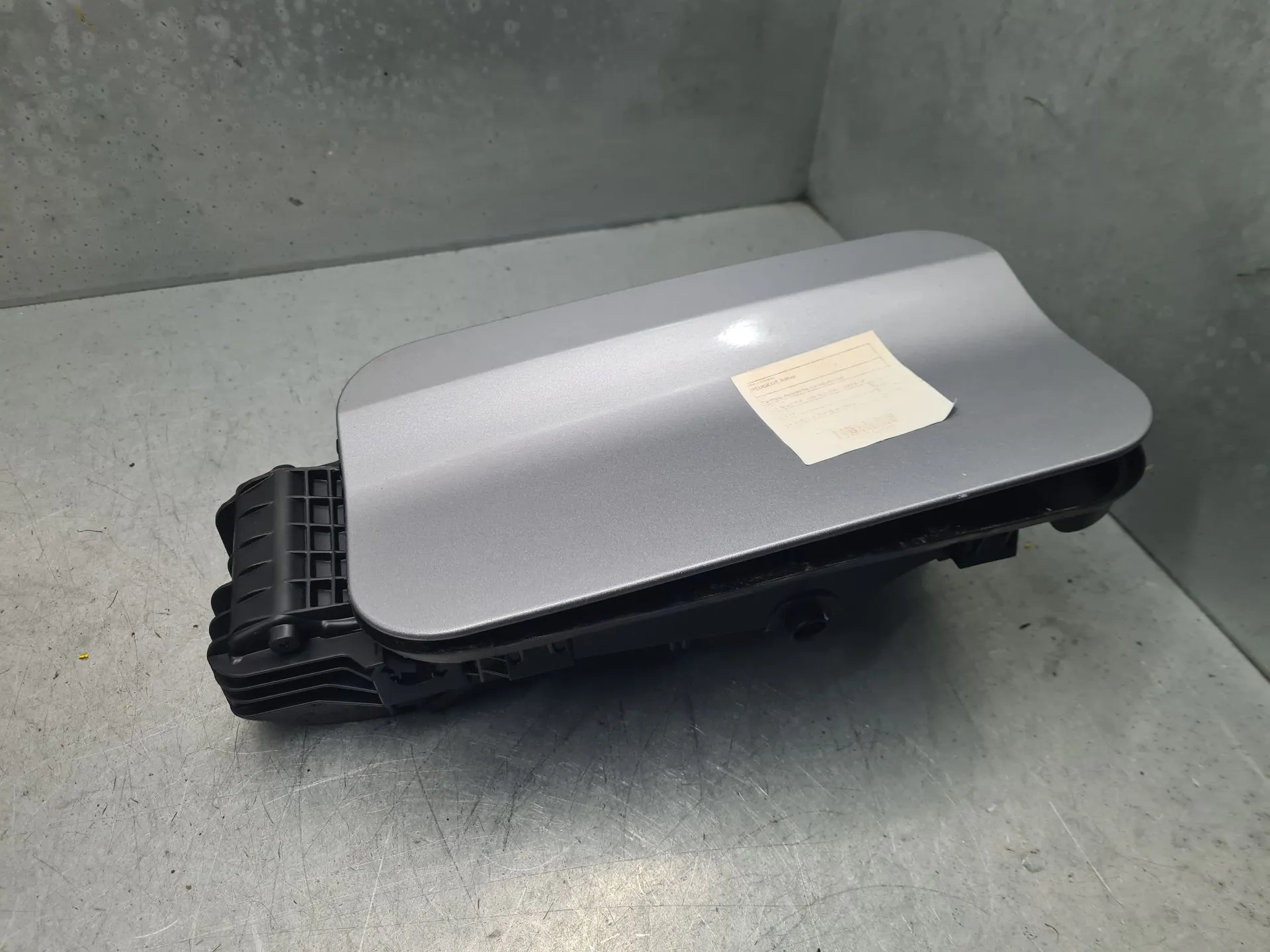 Fuel tank cap PEUGEOT Rifter