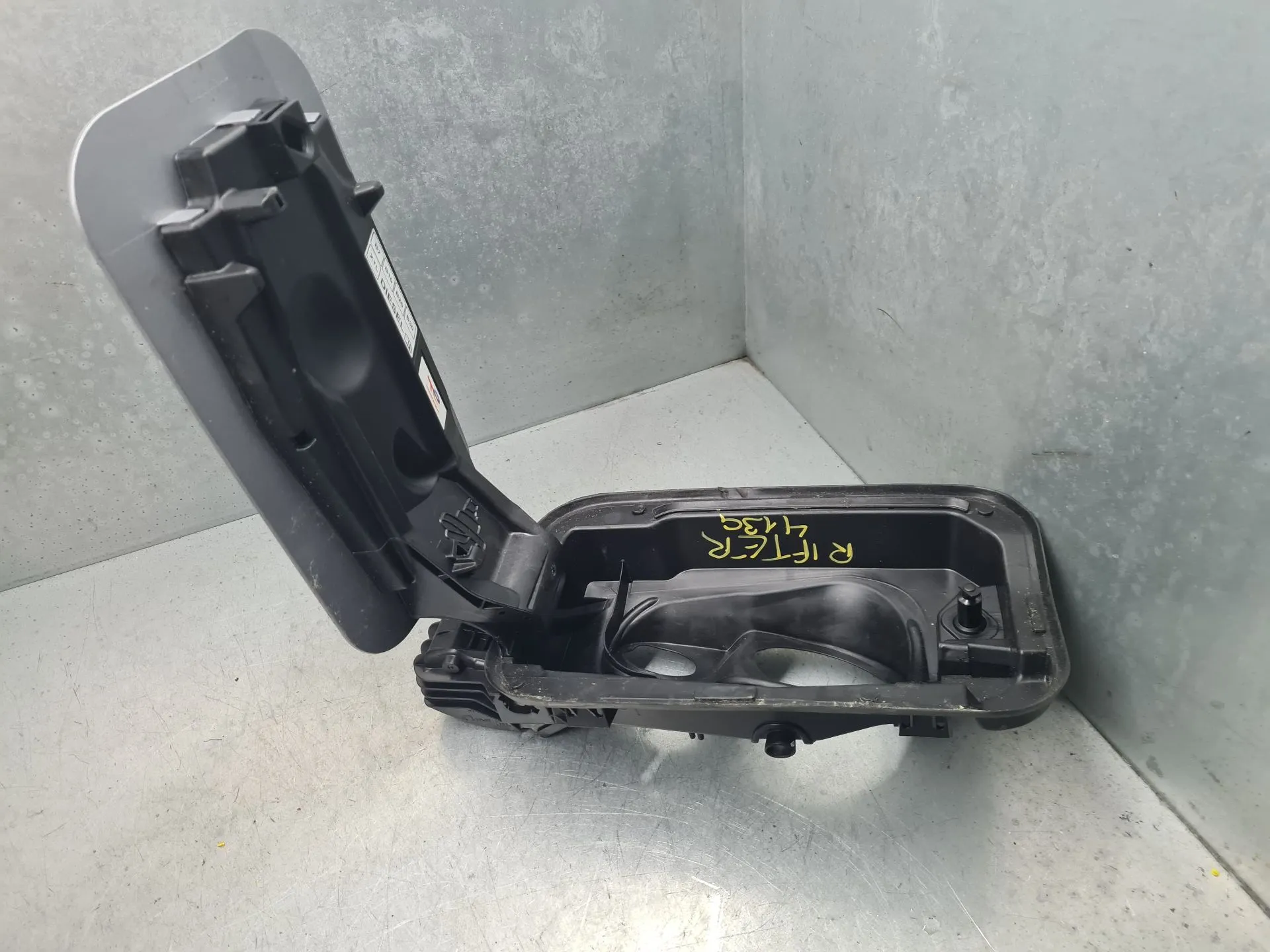 Fuel tank cap PEUGEOT Rifter Imagem-1