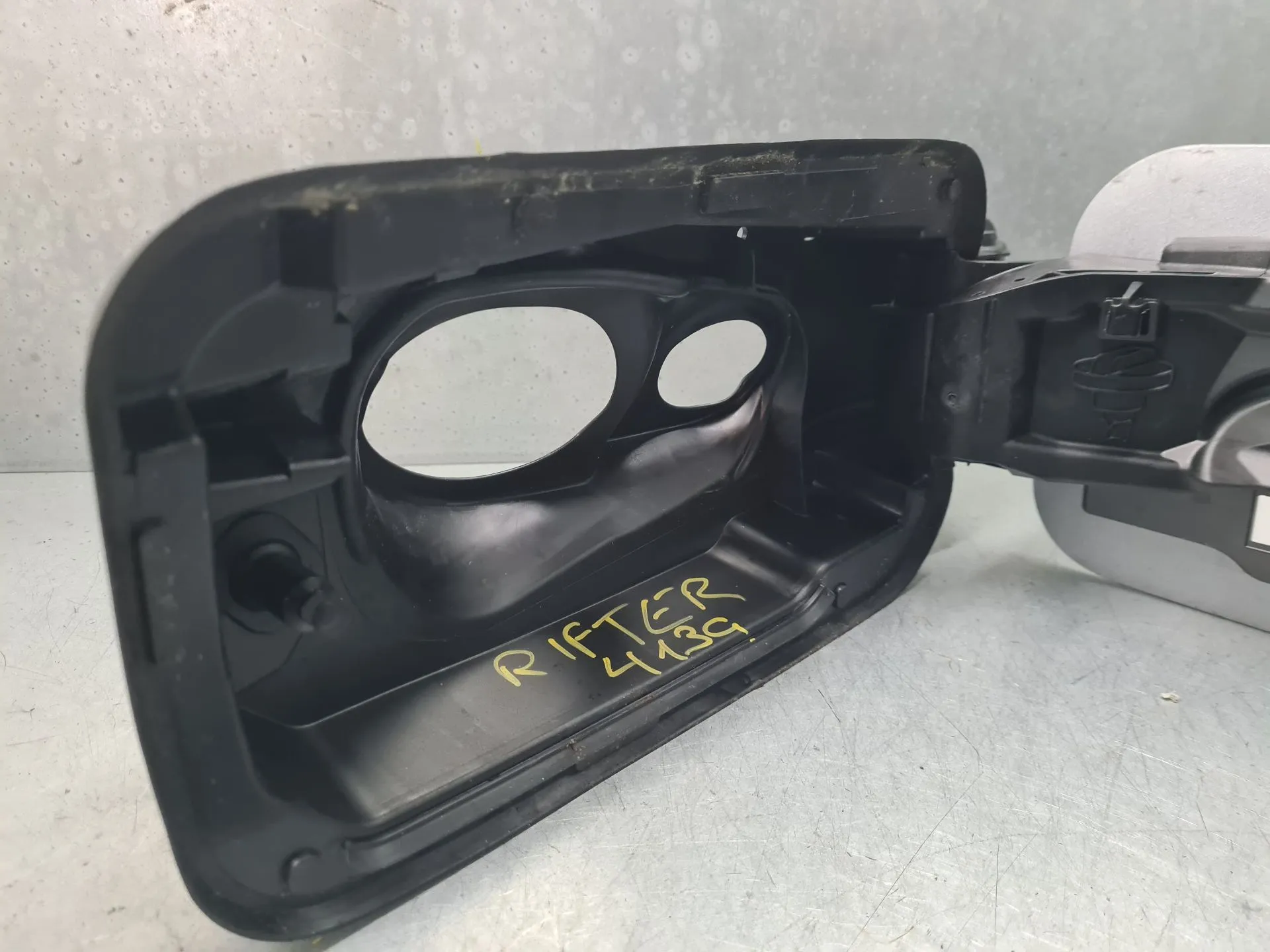 Fuel tank cap PEUGEOT Rifter Imagem-3