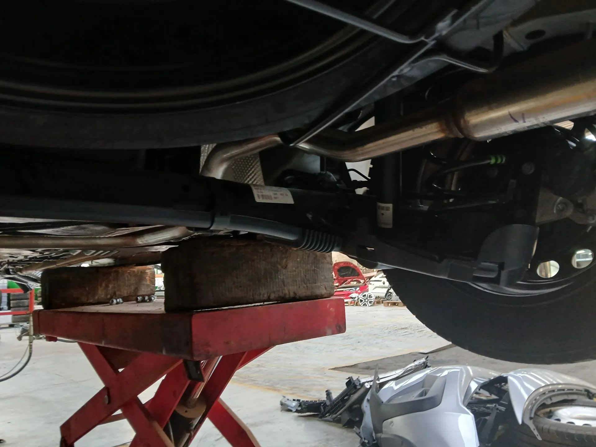 Eje trasero con discos PEUGEOT Rifter Imagem-1