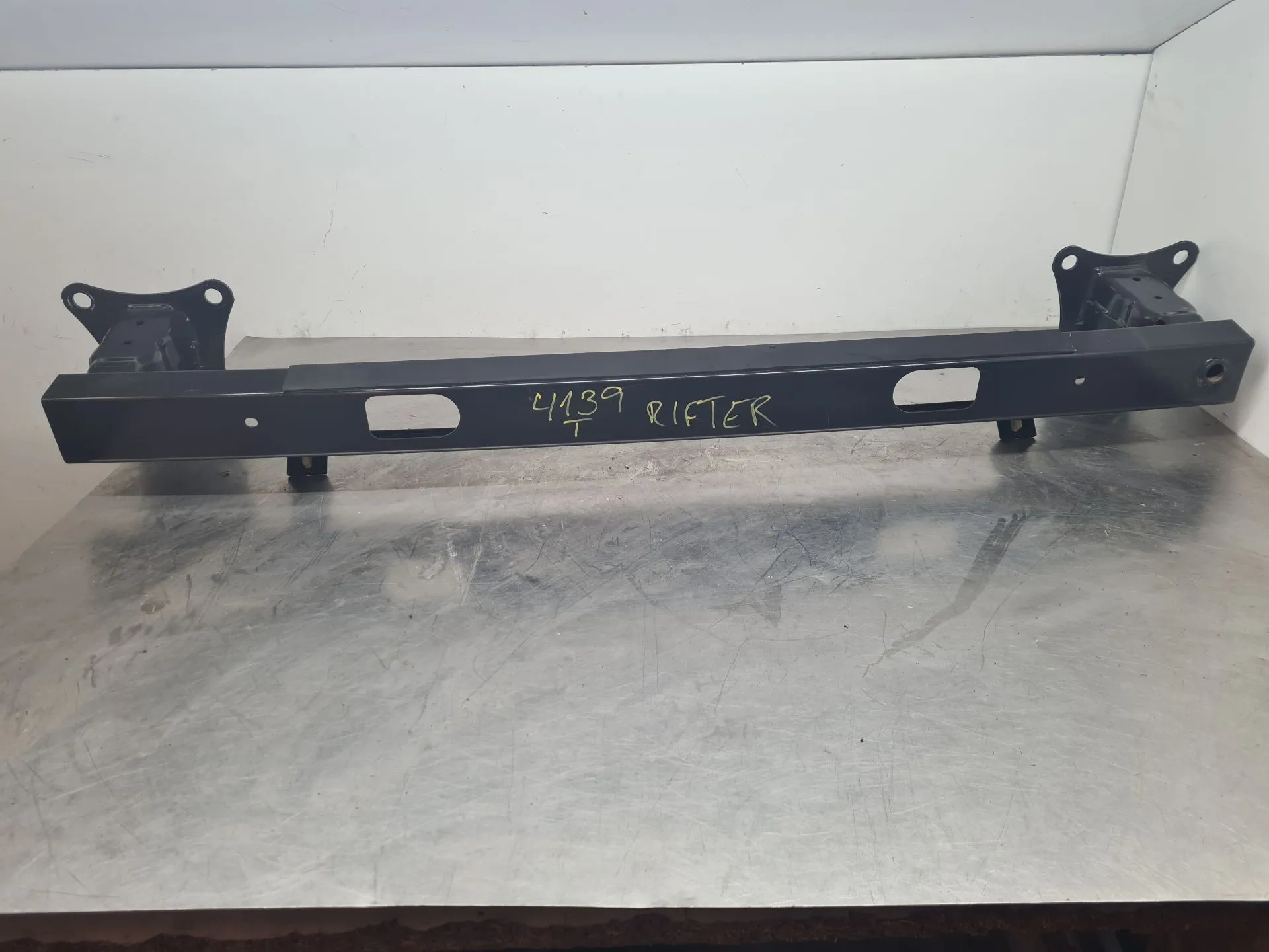 Rear bumper reinforcement PEUGEOT Rifter