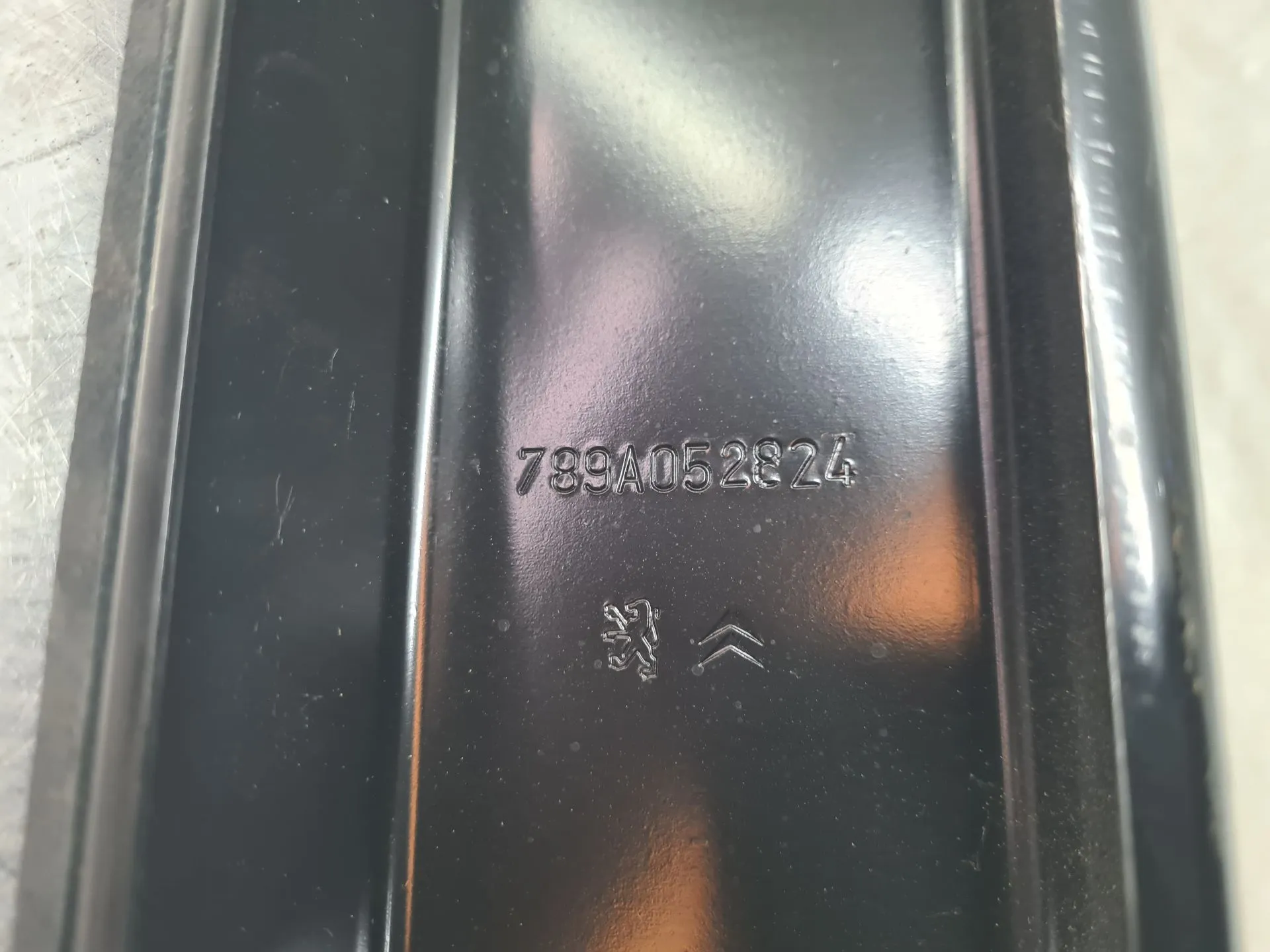 Rear bumper reinforcement PEUGEOT Rifter Imagem-5