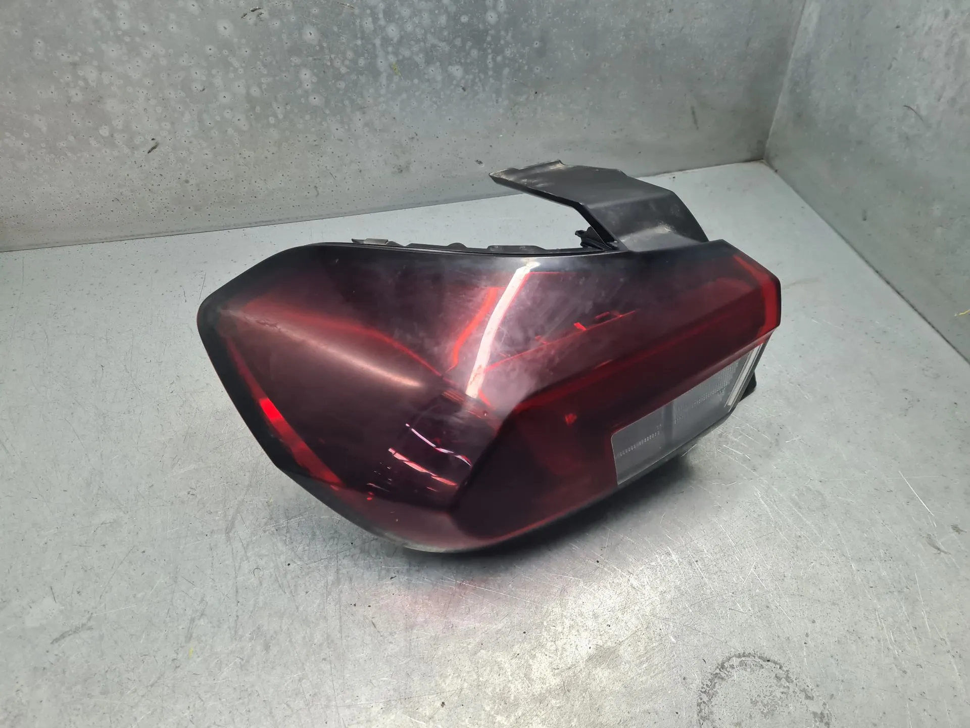 Feu arrière Gauche OPEL Corsa F