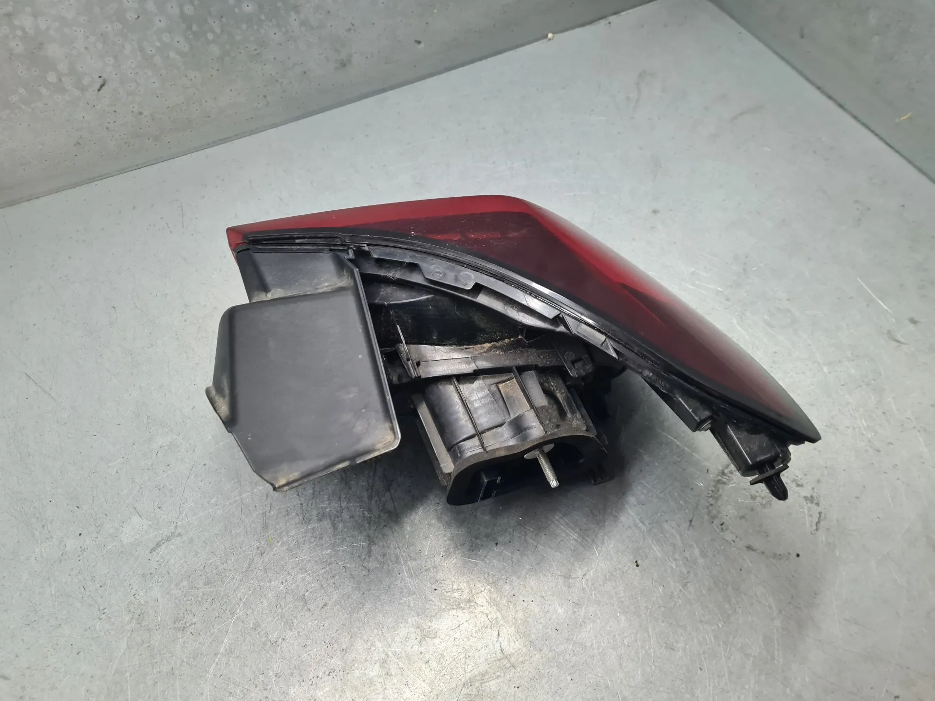 Feu arrière Gauche OPEL Corsa F Imagem-1