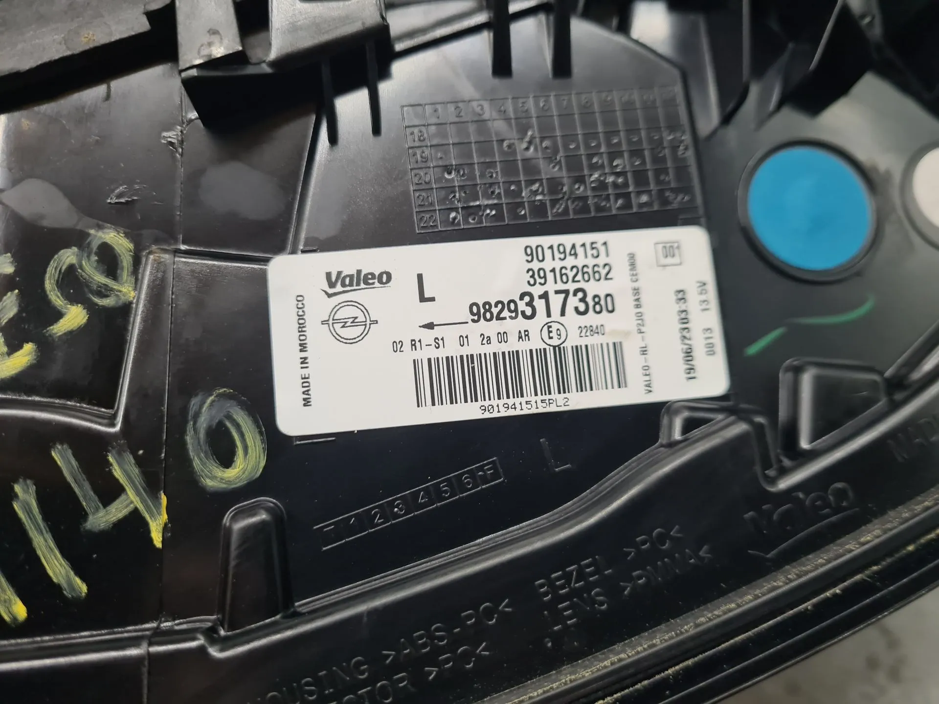 Feu arrière Gauche OPEL Corsa F Imagem-3