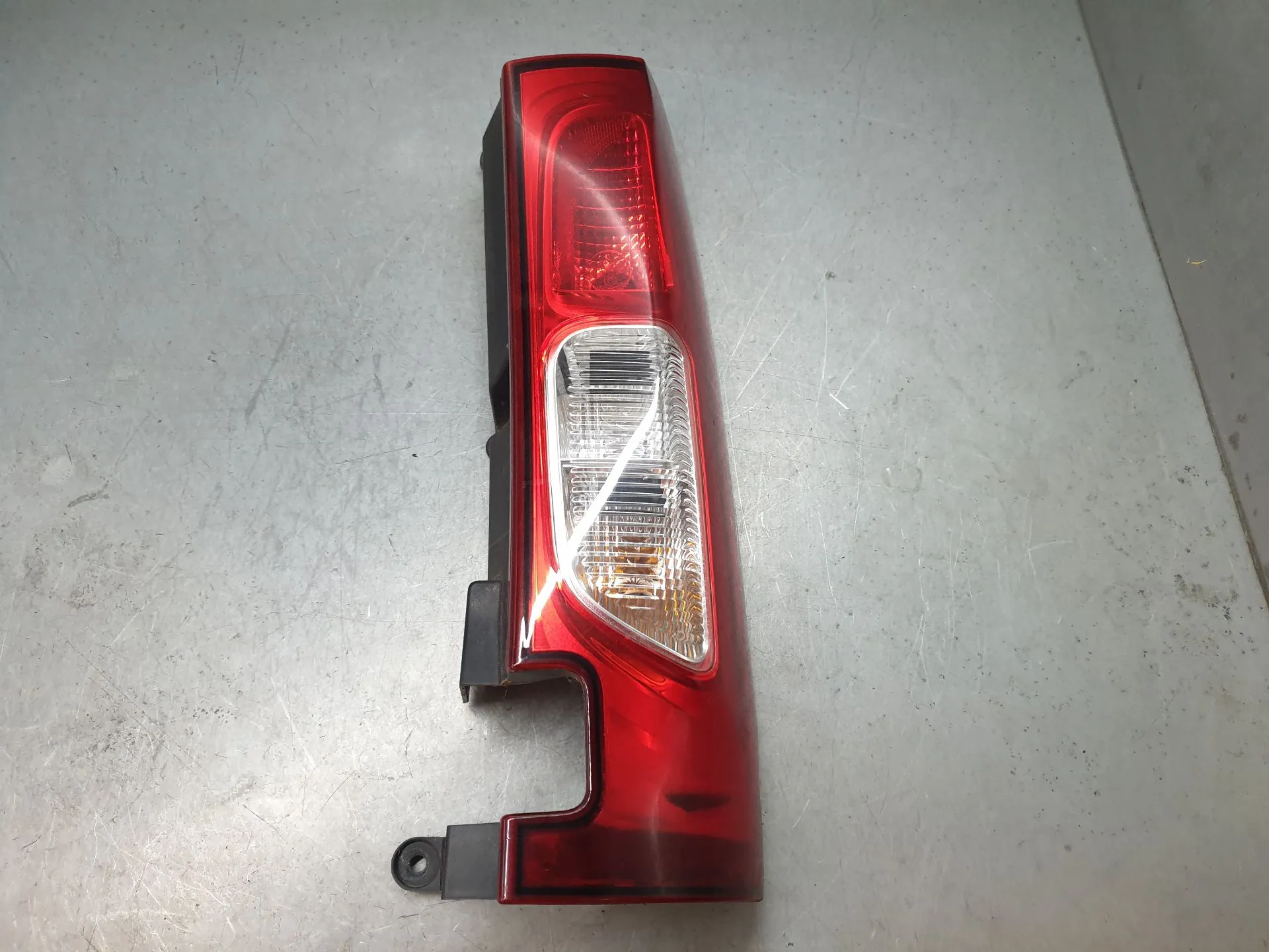 Feu arrière Droite MERCEDES-BENZ Citan (415)