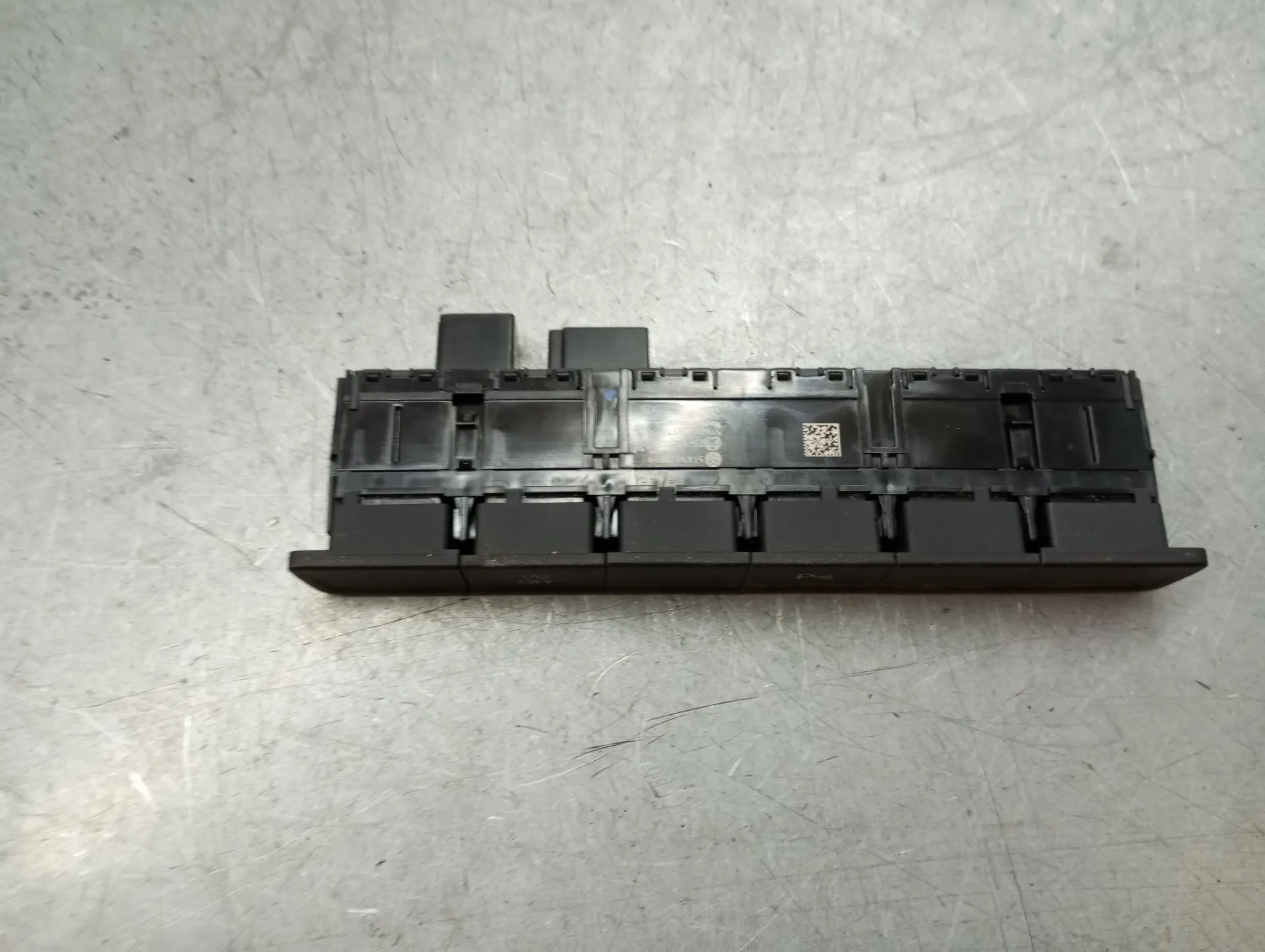 Comando / botão / interruptor multifunções VOLKSWAGEN Touran (5T) Imagem-3