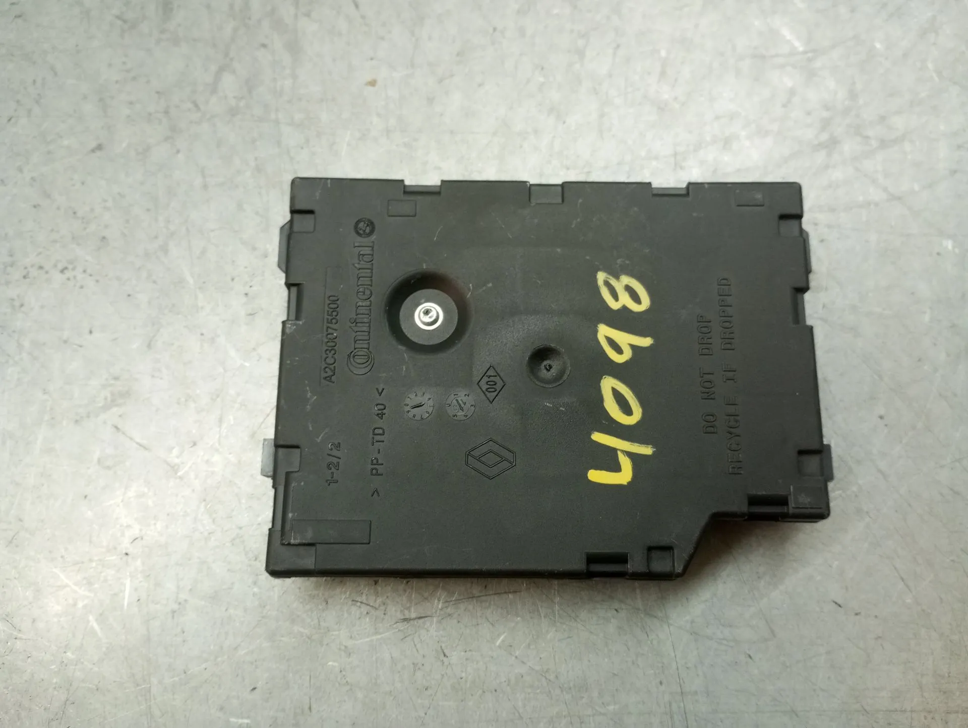 Lecteur de clé d’allumage RENAULT Captur (J5_) Imagem-1