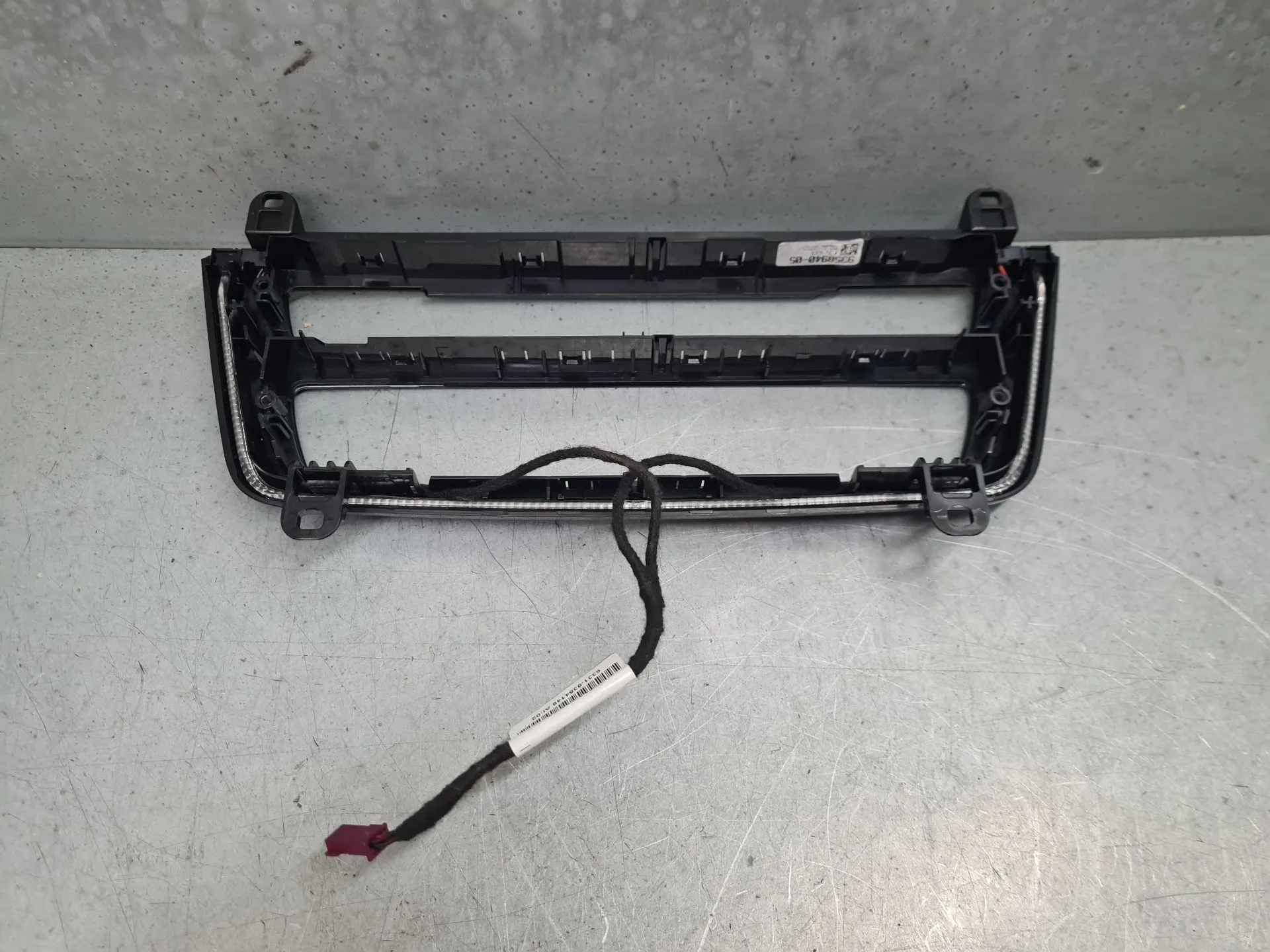 Moldura da consola central / rádio / aro BMW 4 Gran Coupe (F36) Imagem-1