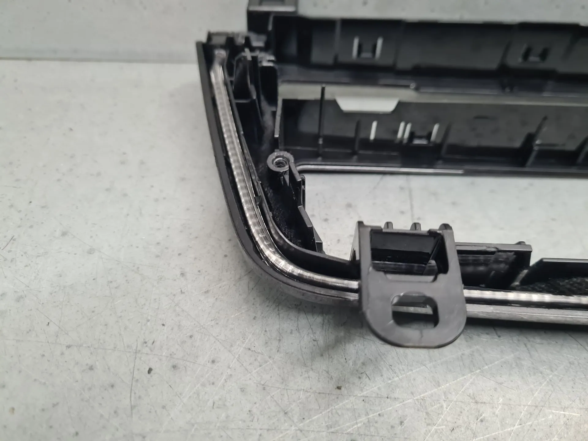 Moldura da consola central / rádio / aro BMW 4 Gran Coupe (F36) Imagem-3