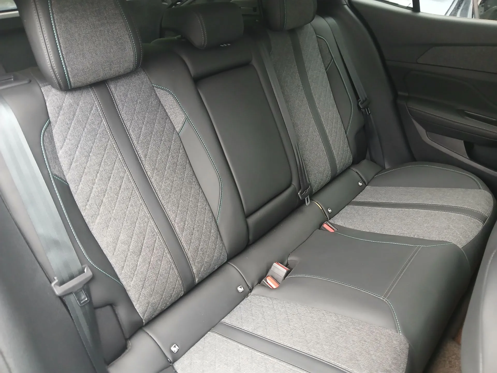 Siège Arrière PEUGEOT 408 II