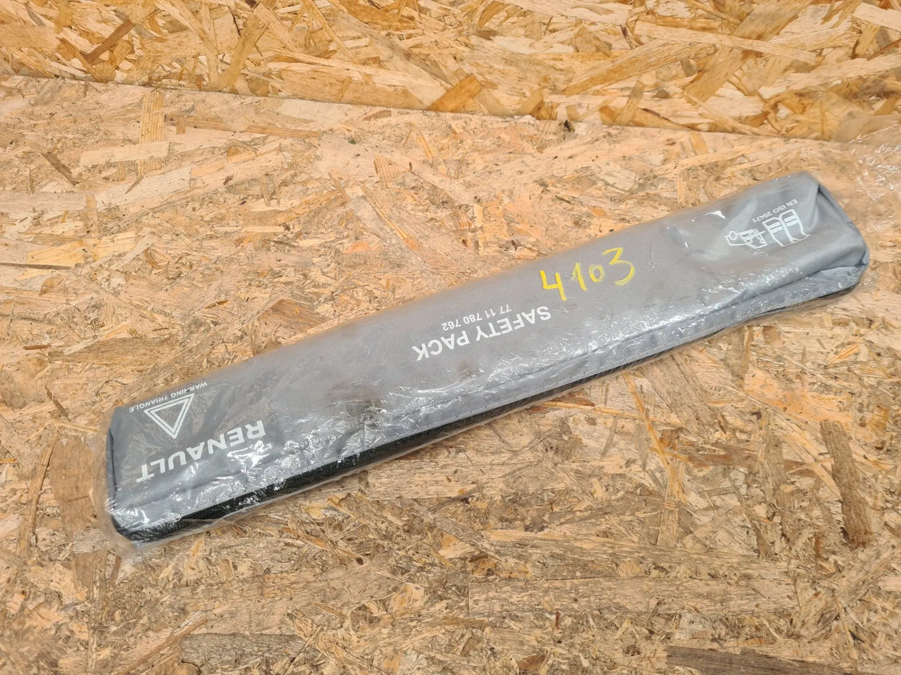 Triângulo de sinalização RENAULT Clio V (BF_)