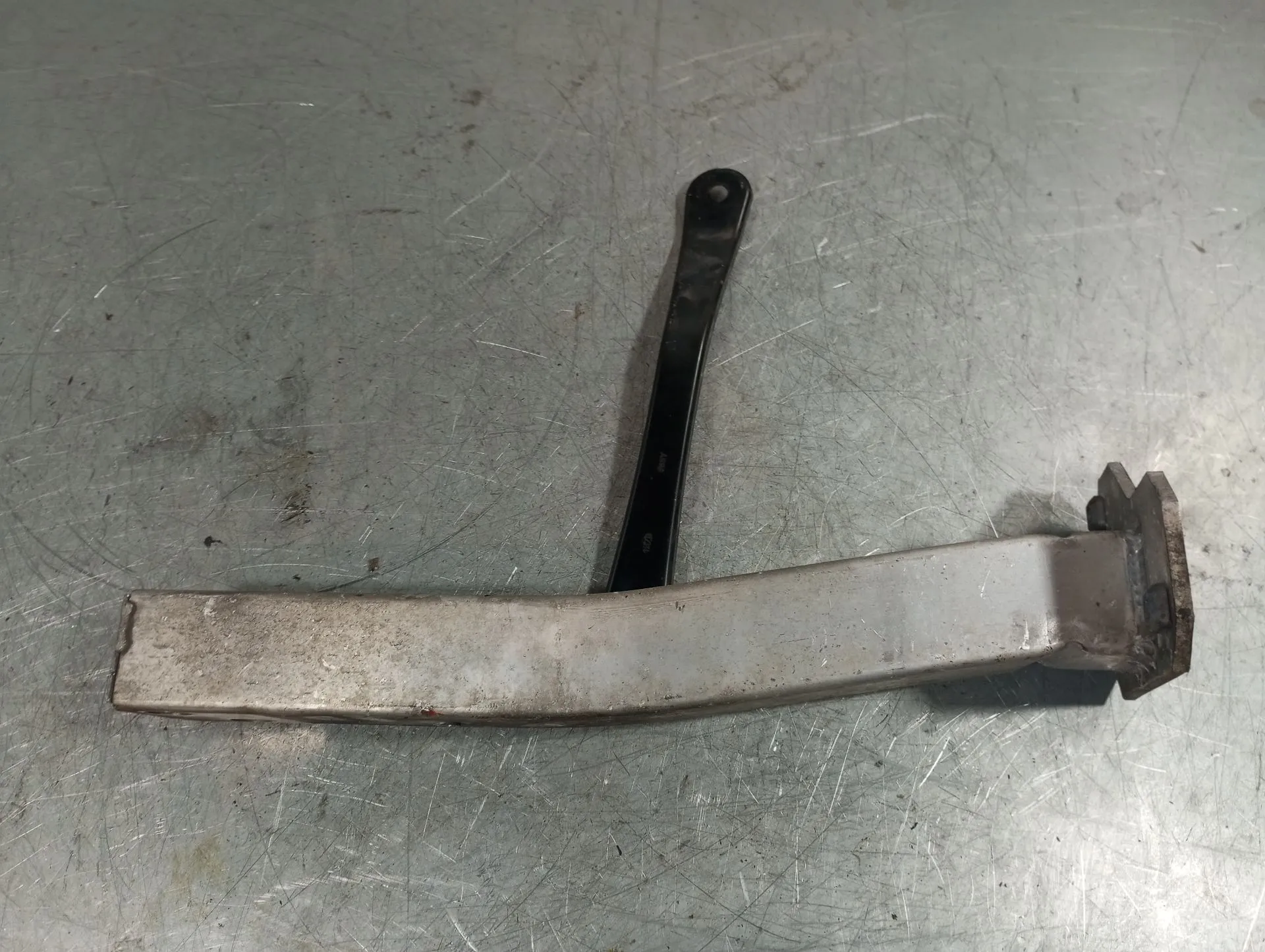 Soporte genérico ALFA ROMEO Giulietta (940_) Imagem-1