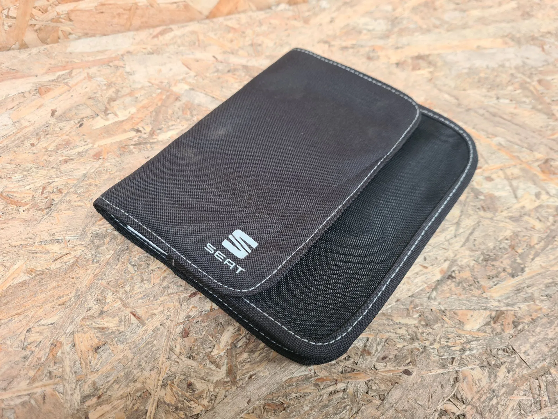 Borsa con manuale dell’utente del veicolo SEAT Leon ST (5F8)