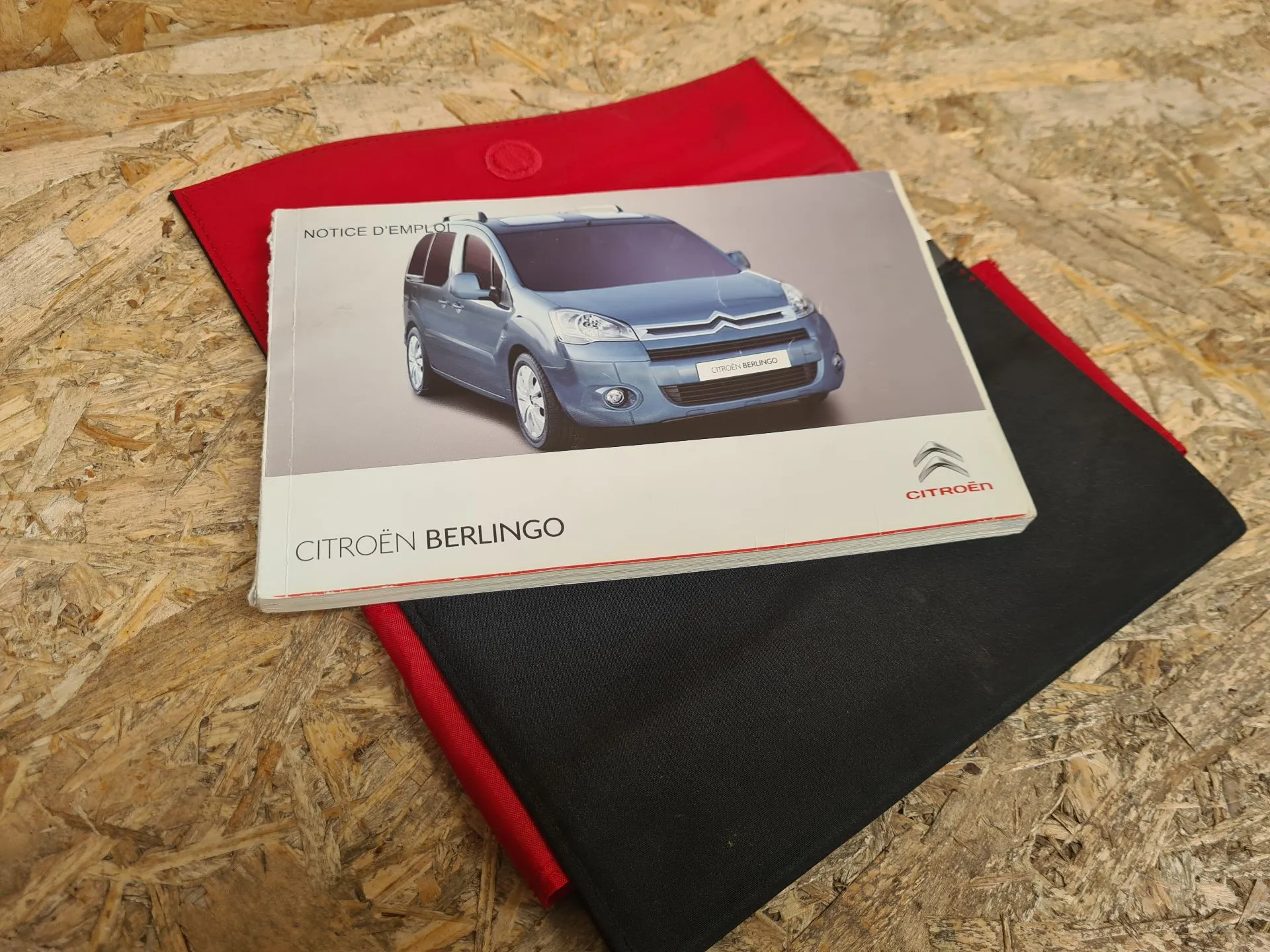 Borsa con manuale dell’utente del veicolo CITROËN Berlingo (B9) Imagem-1
