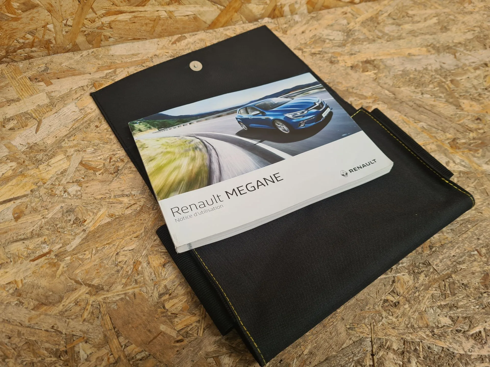 Borsa con manuale dell’utente del veicolo RENAULT Megane IV (B9A/M_) Imagem-1
