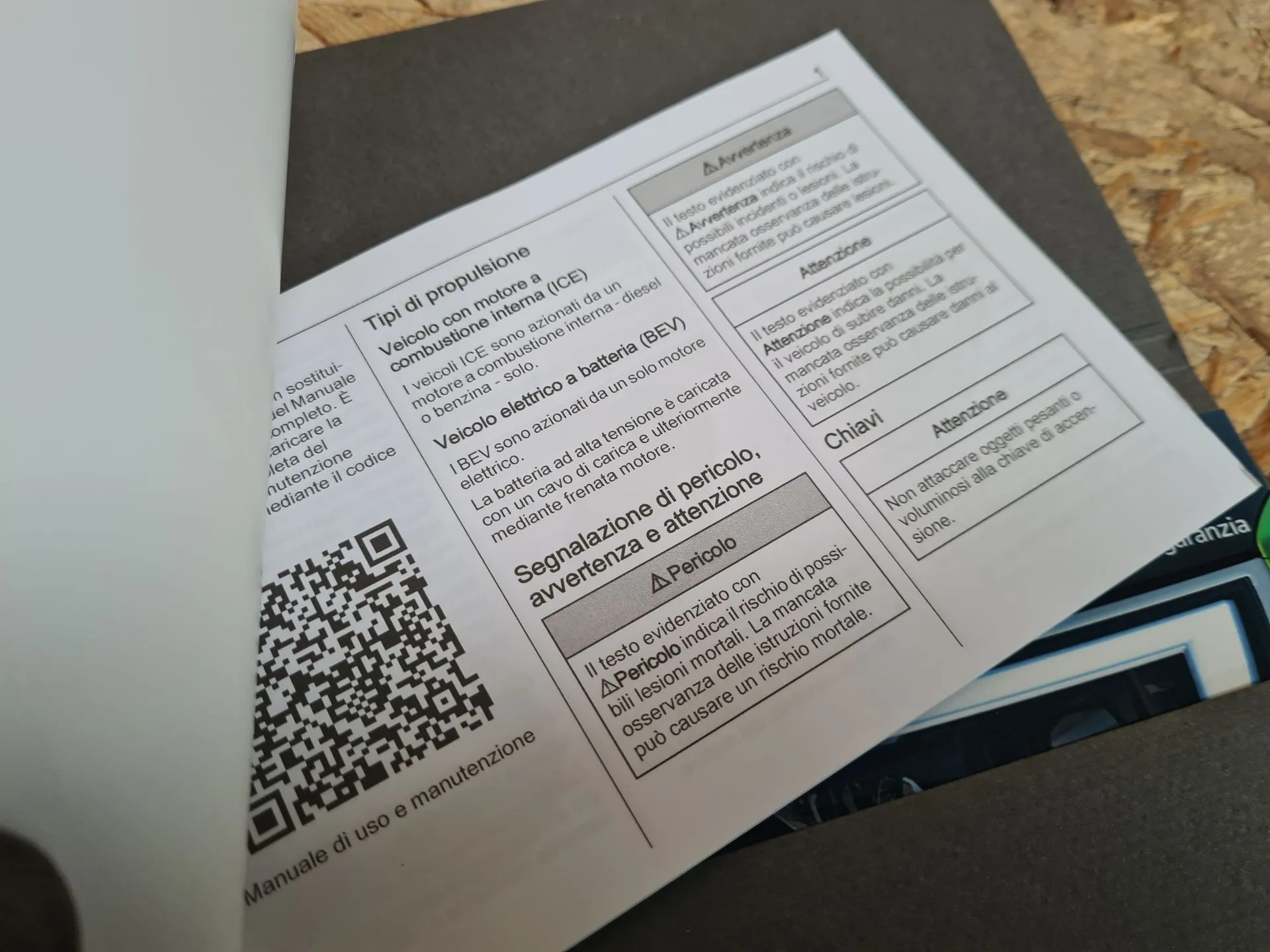 Borsa con manuale dell’utente del veicolo OPEL Corsa F Imagem-2