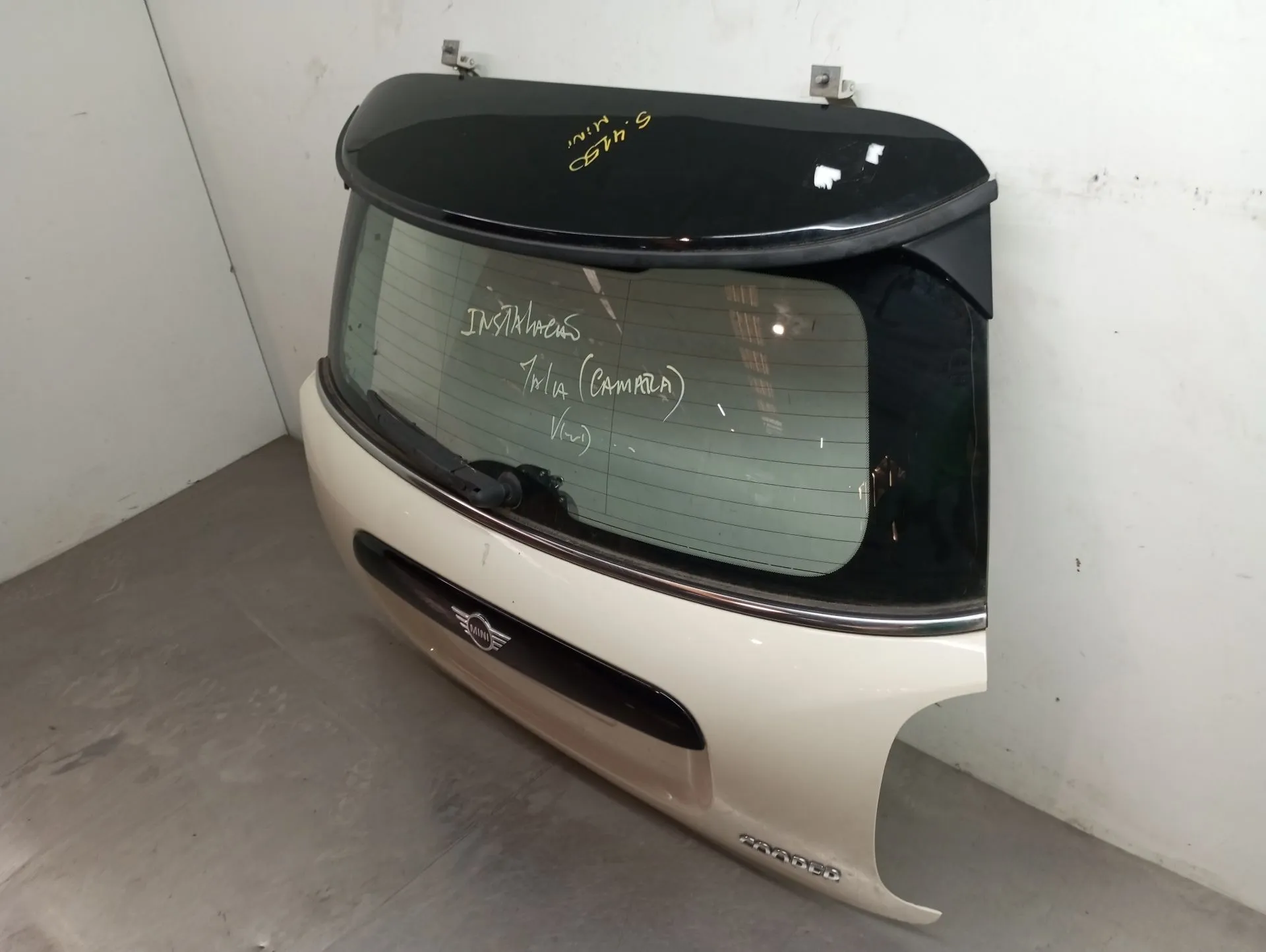 Portón trasero MINI Mini (F56) Imagem-1