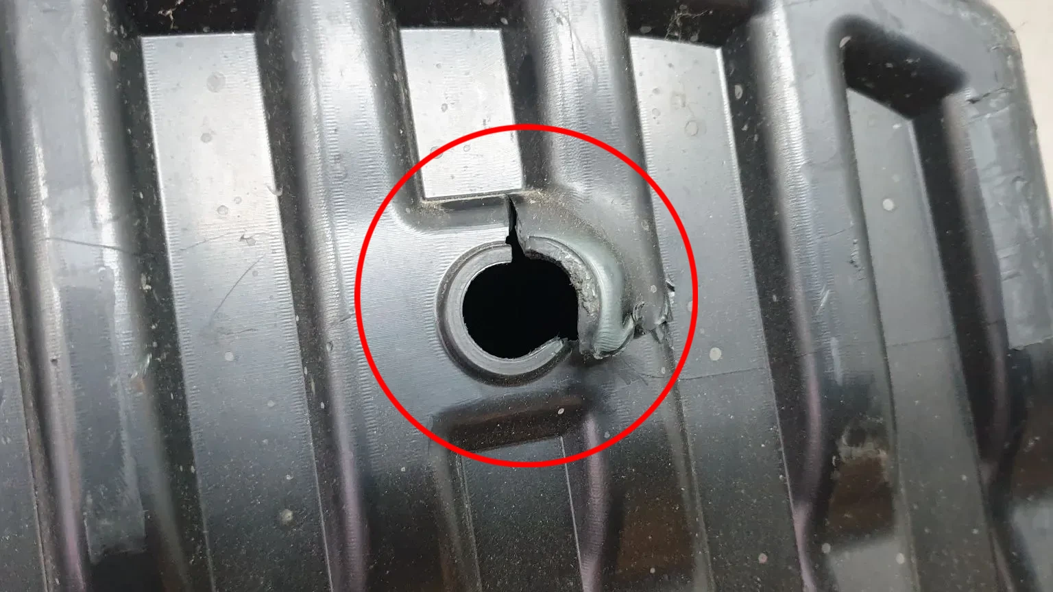 Lastre / Cubeta del maletero TESLA Model 3 (5YJ3) Imagem-6