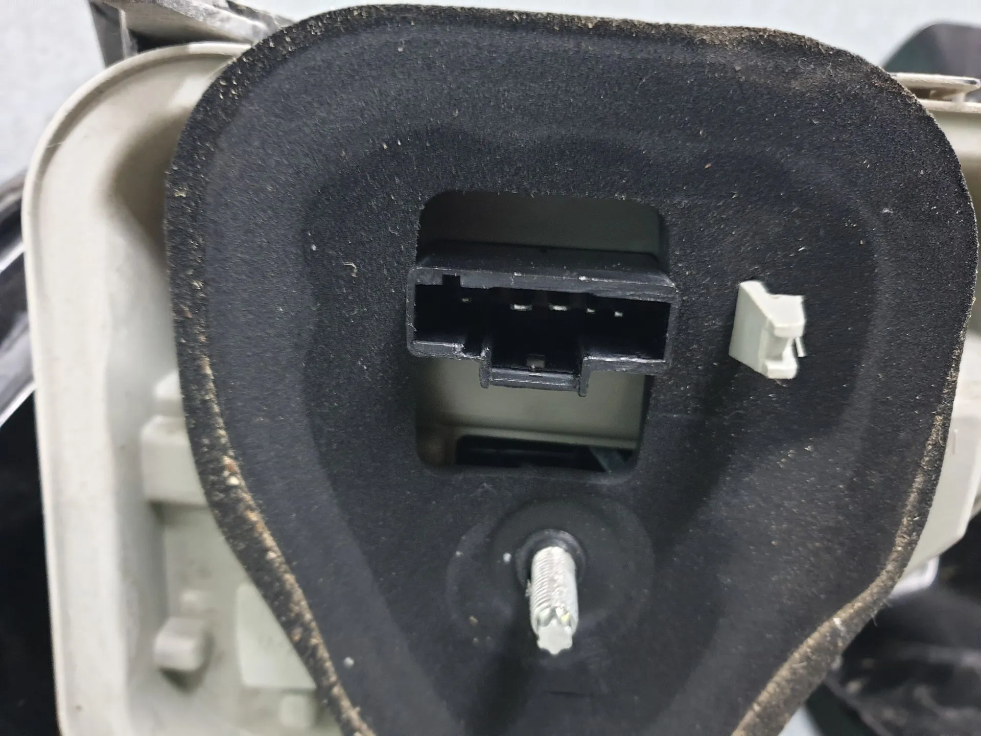 Left Tail light PEUGEOT 208 II Imagem-6