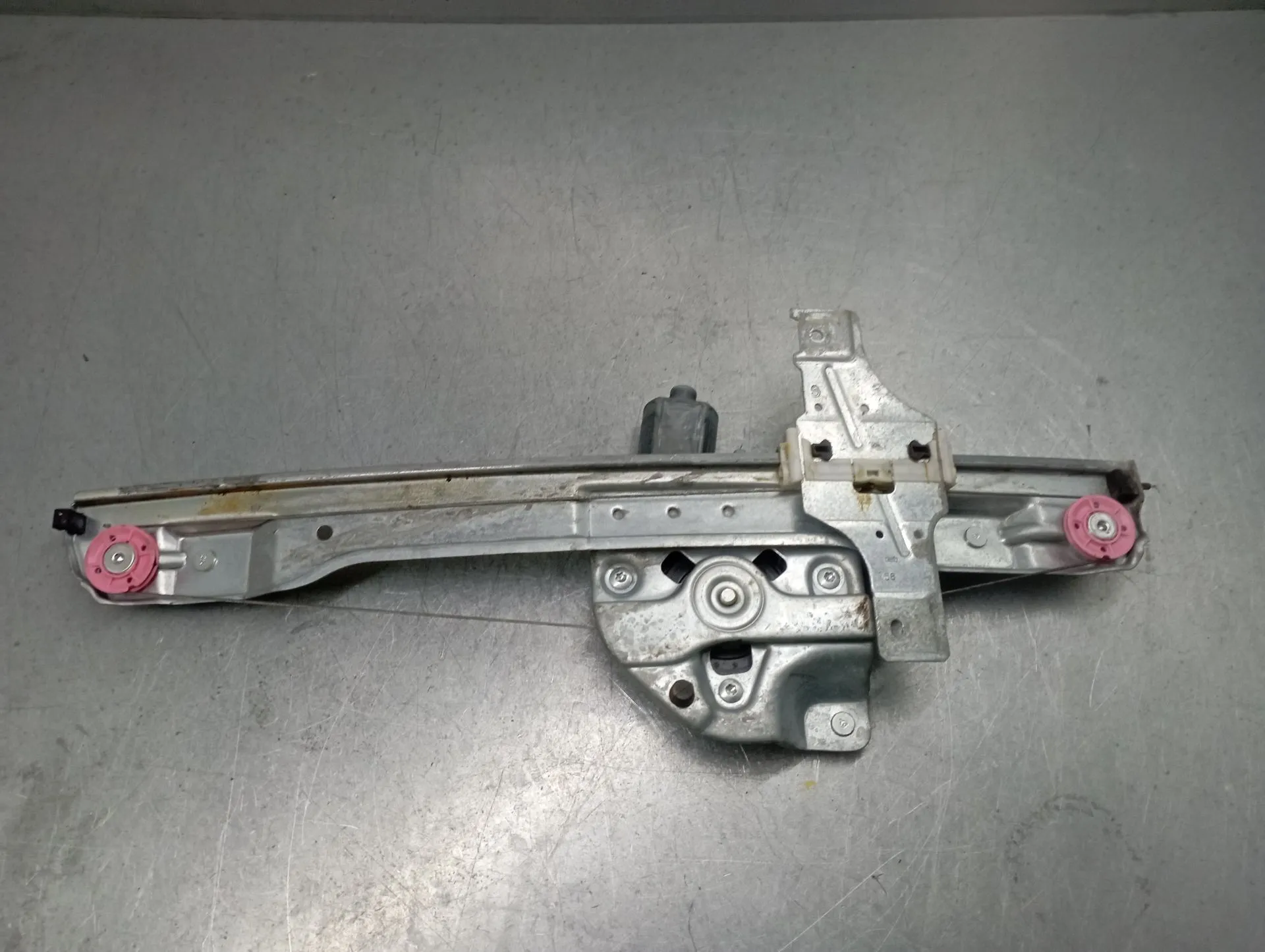 Lève-vitre avant gauche PEUGEOT 208 Imagem-1