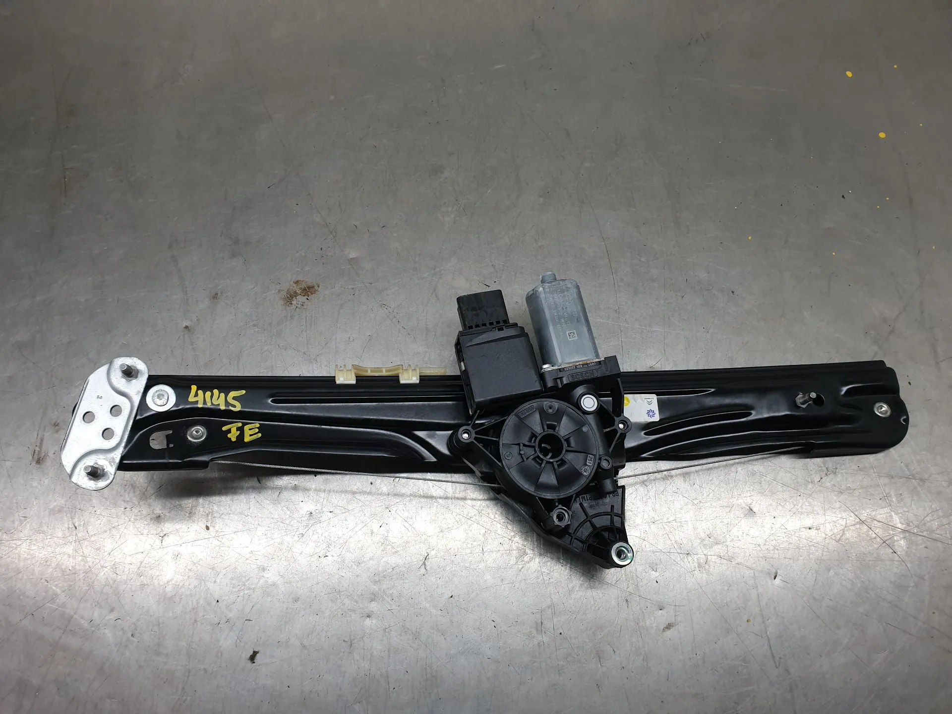 Lève-vitre avant gauche CITROËN C3 Aircross II (2R_, 2C_)