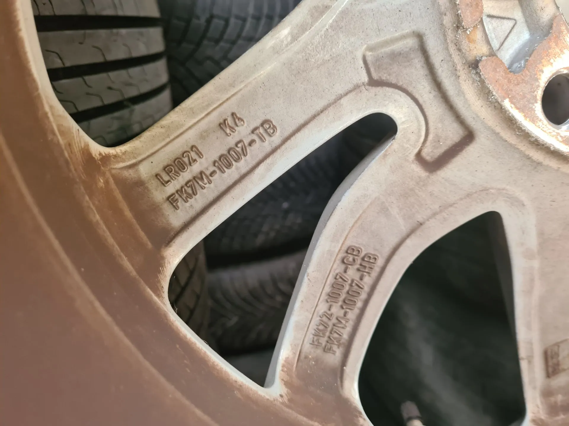 Conjunto de Jantes LAND ROVER Discovery Sport (L550) Imagem-6