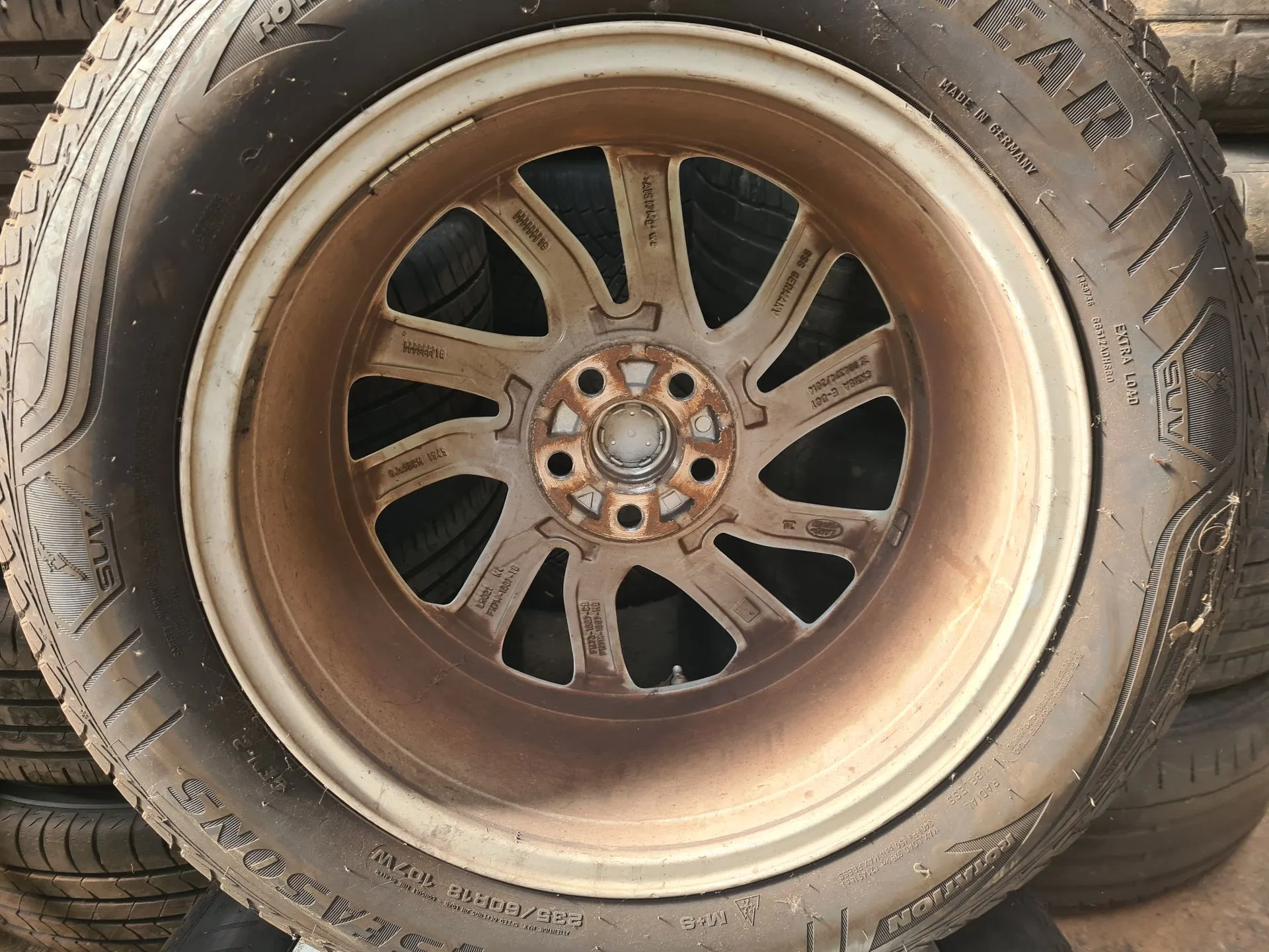 Llanta Delantera Izquierda LAND ROVER Discovery Sport (L550) Imagem-1