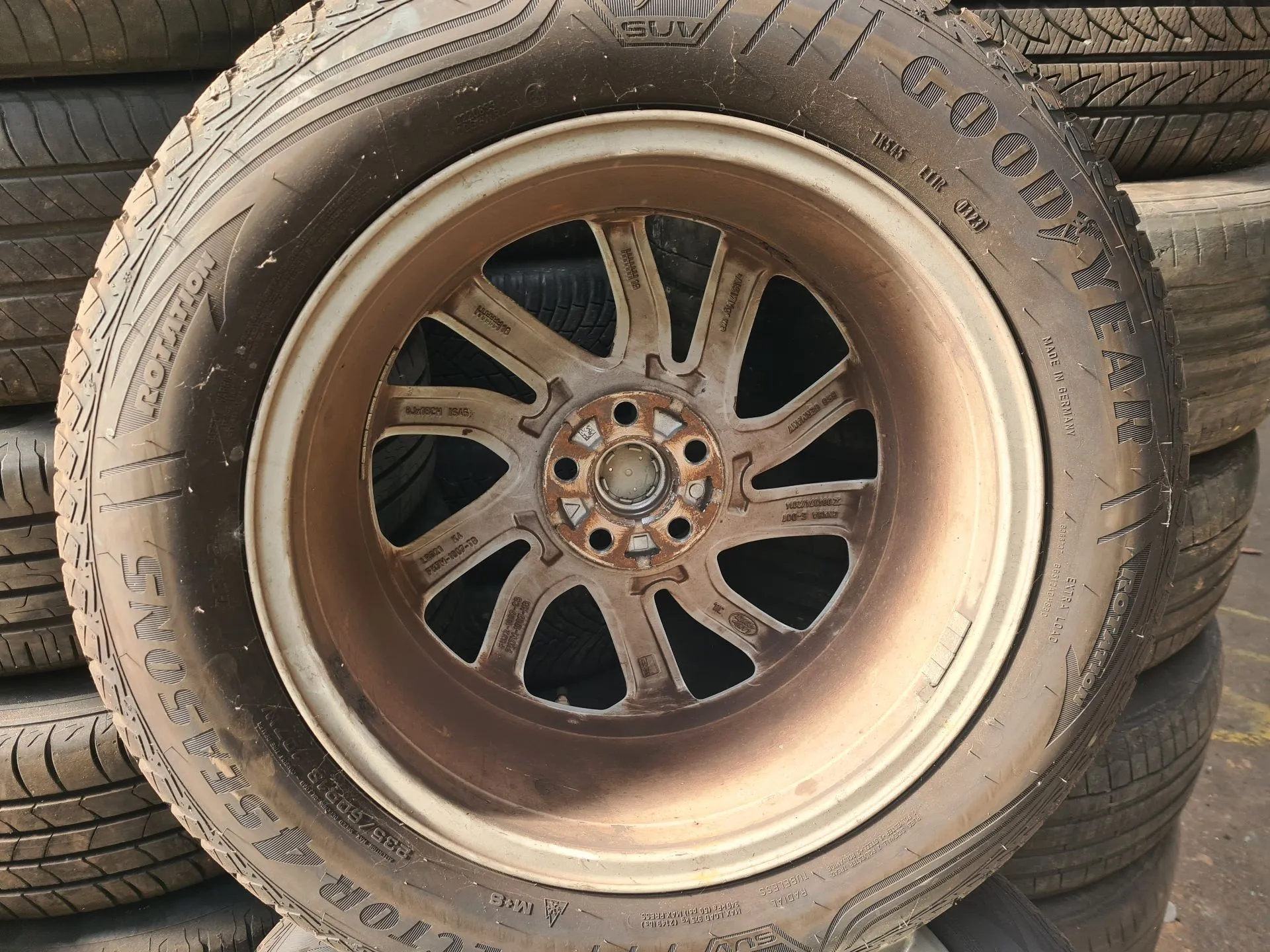 Llanta Trasera Derecha LAND ROVER Discovery Sport (L550) Imagem-1