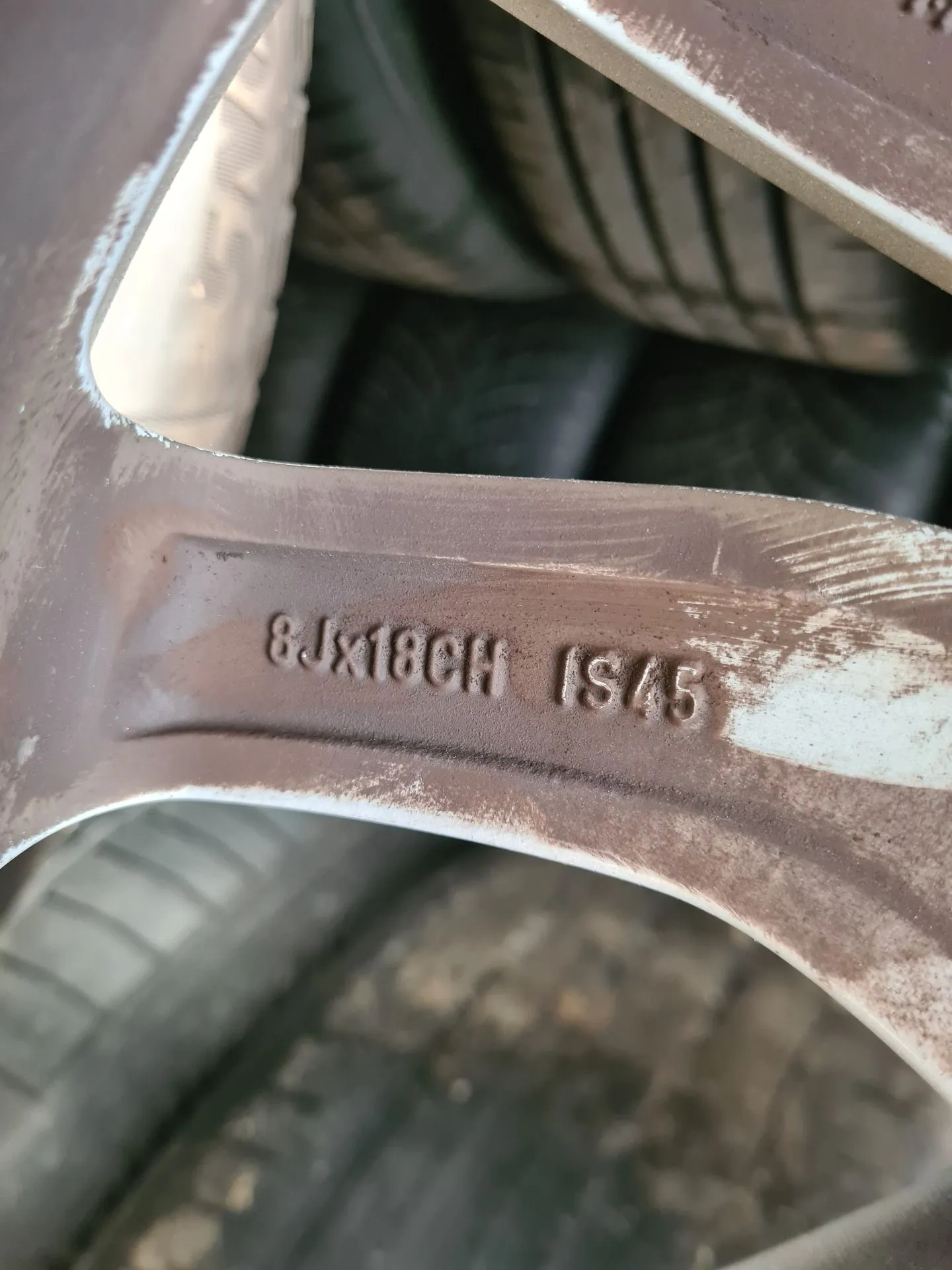 Llanta Trasera Izquierda LAND ROVER Discovery Sport (L550) Imagem-2