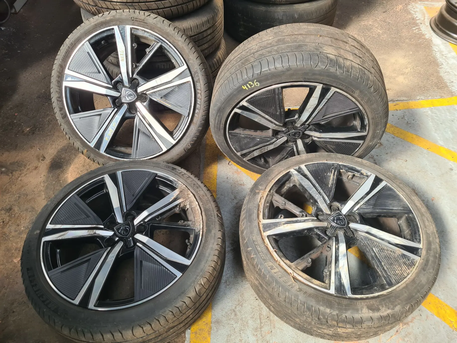 Conjunto de Jantes PEUGEOT 308 III Imagem-1