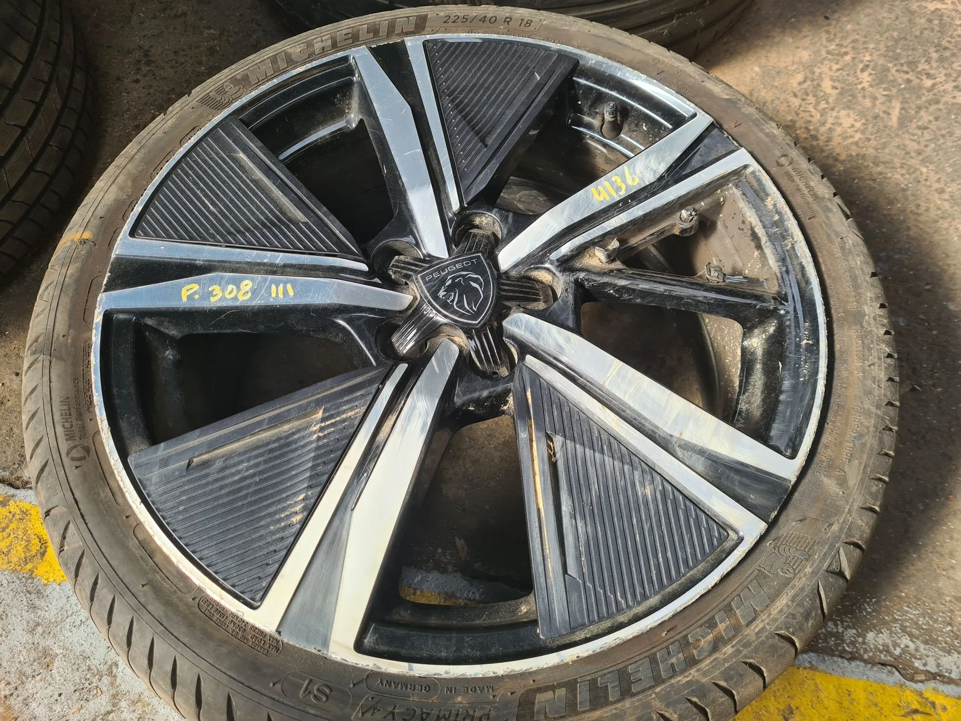 Conjunto de Jantes PEUGEOT 308 III Imagem-2