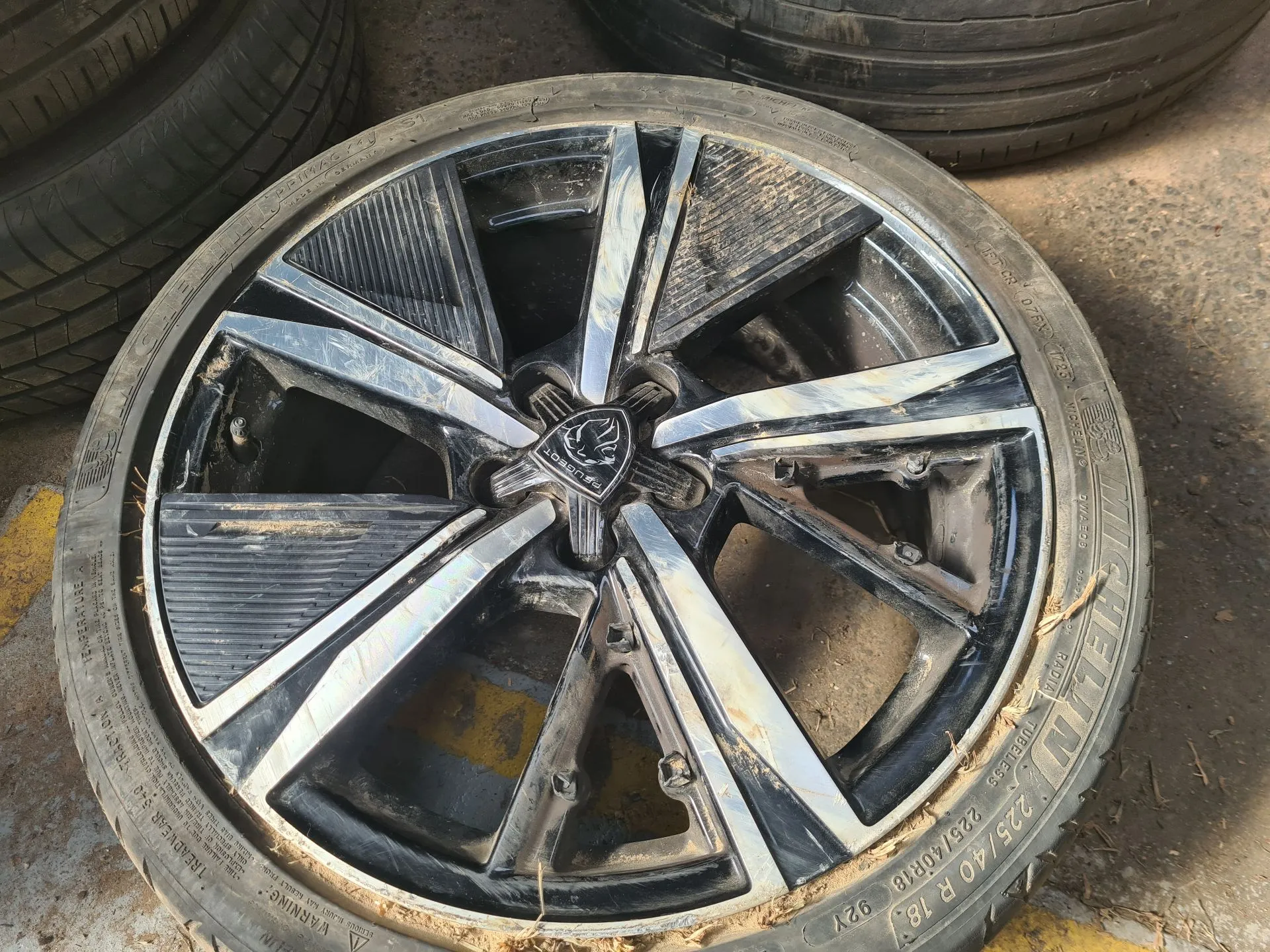 Conjunto de Jantes PEUGEOT 308 III Imagem-3