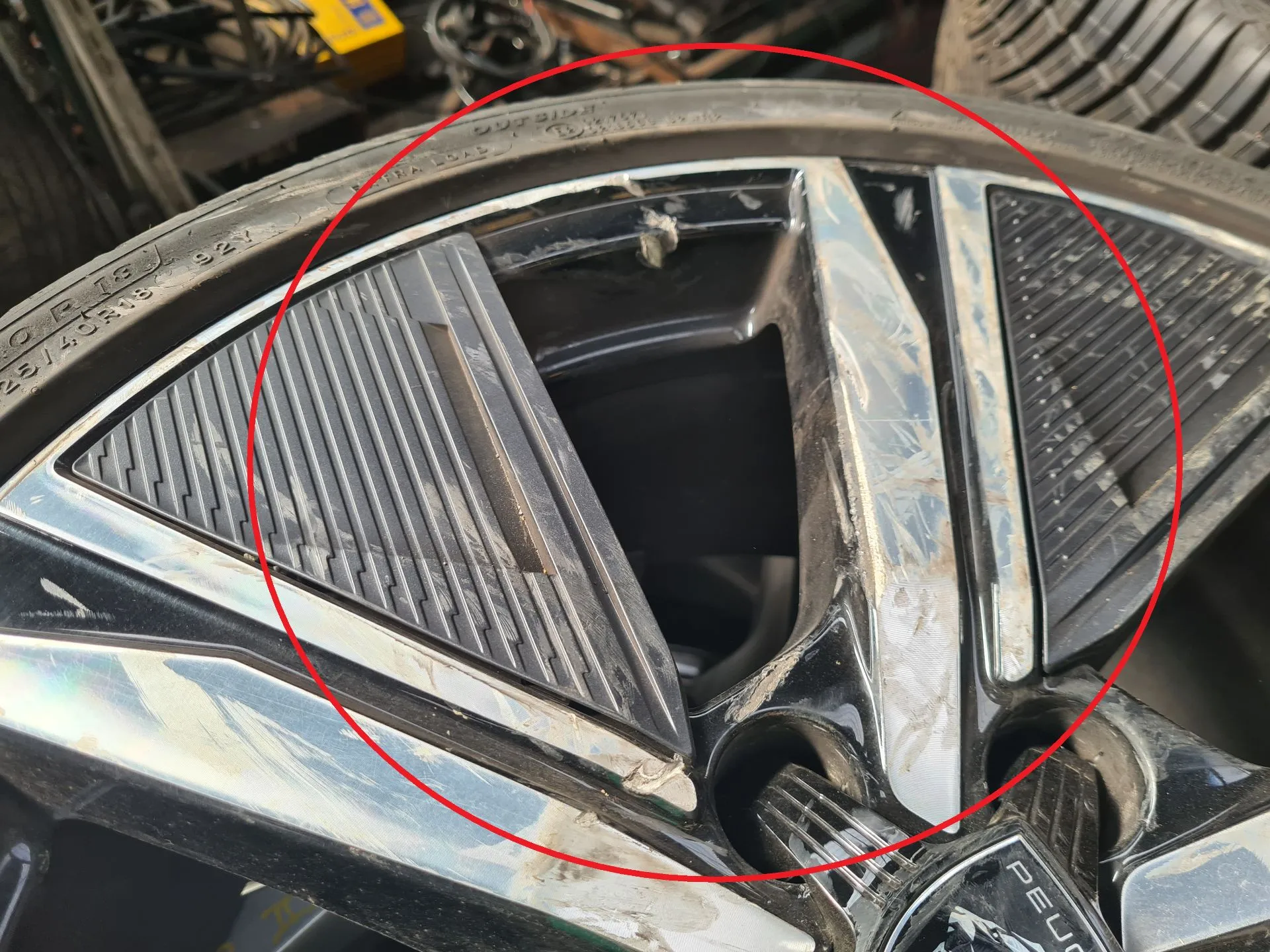 Cerchio Anteriore Destro PEUGEOT 308 III Imagem-5