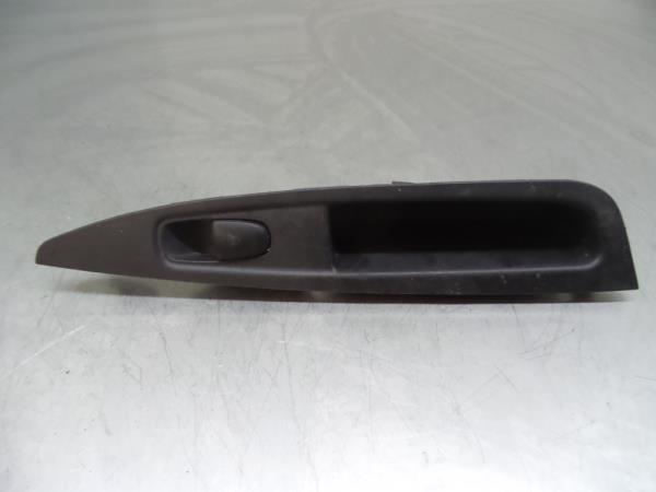 Mando / interruptor elevalunas delantero derecho NISSAN Qashqai/Qashqai+2 I (J10, JJ10)
