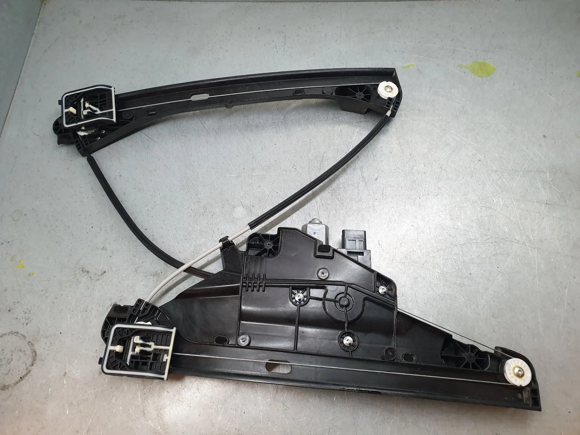 Lève-vitre avant gauche CITROËN C4 III Imagem-1