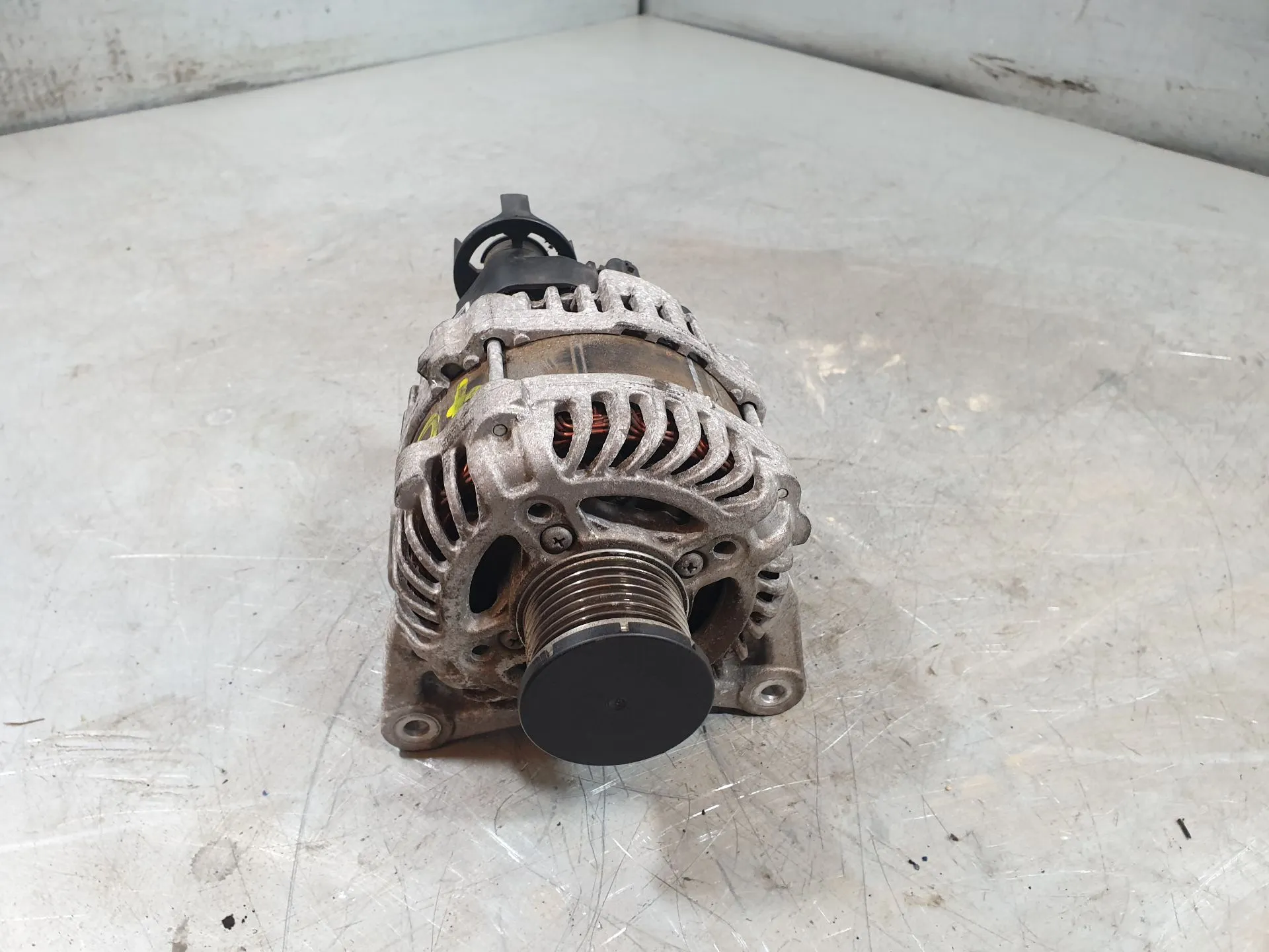 Alternador RENAULT Megane IV Grandtour (K9A/M_) Imagem-1