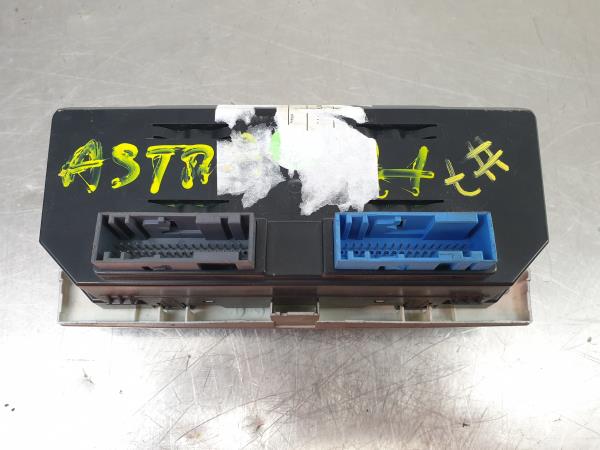 Climate control OPEL Astra H Hatchback (L48) Imagem-1